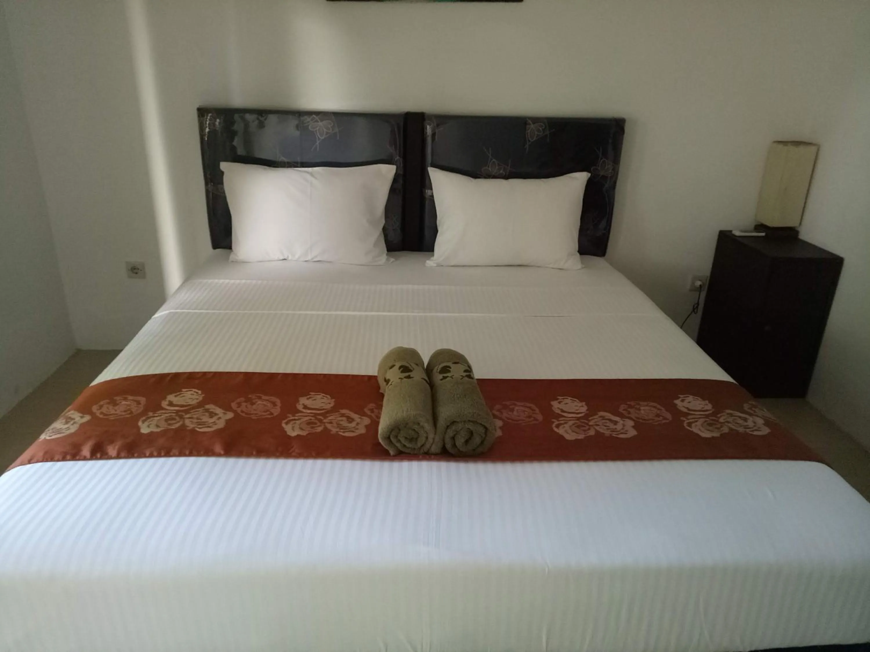 Bed in Ani Bungalows