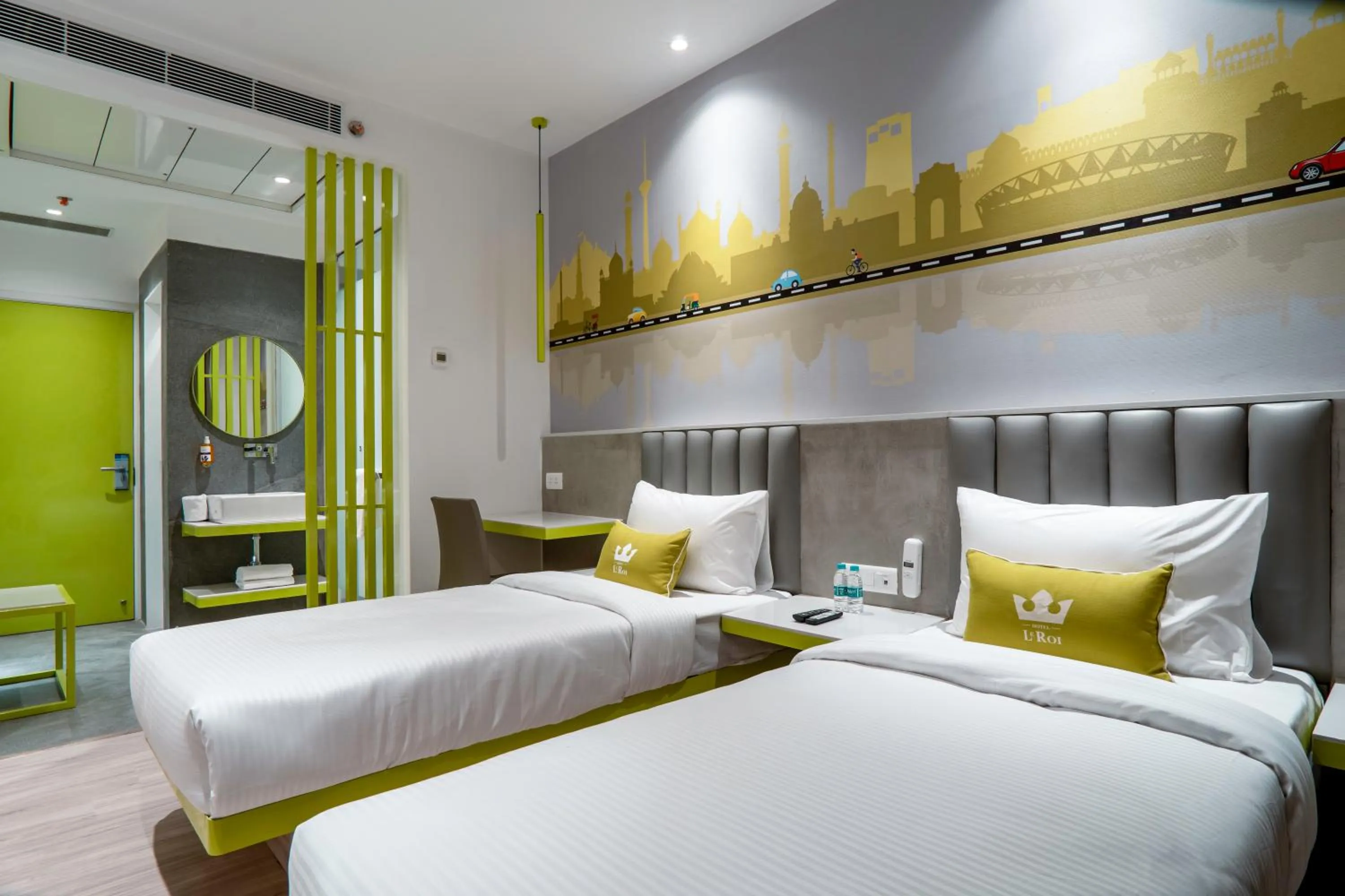 Bedroom, Bed in Le ROI Express Paharganj