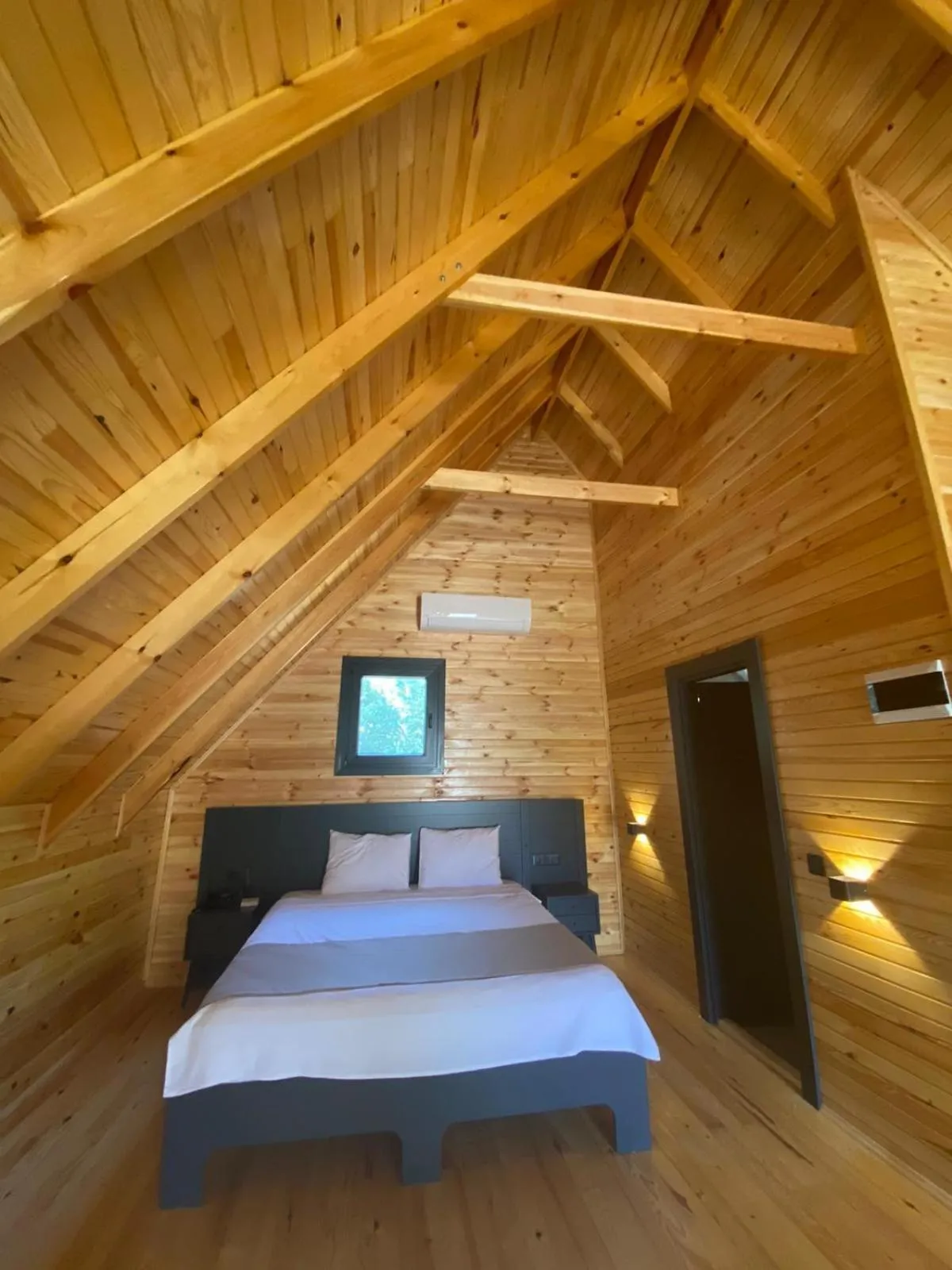 Bed in Pinhan Otel Kazdağıları