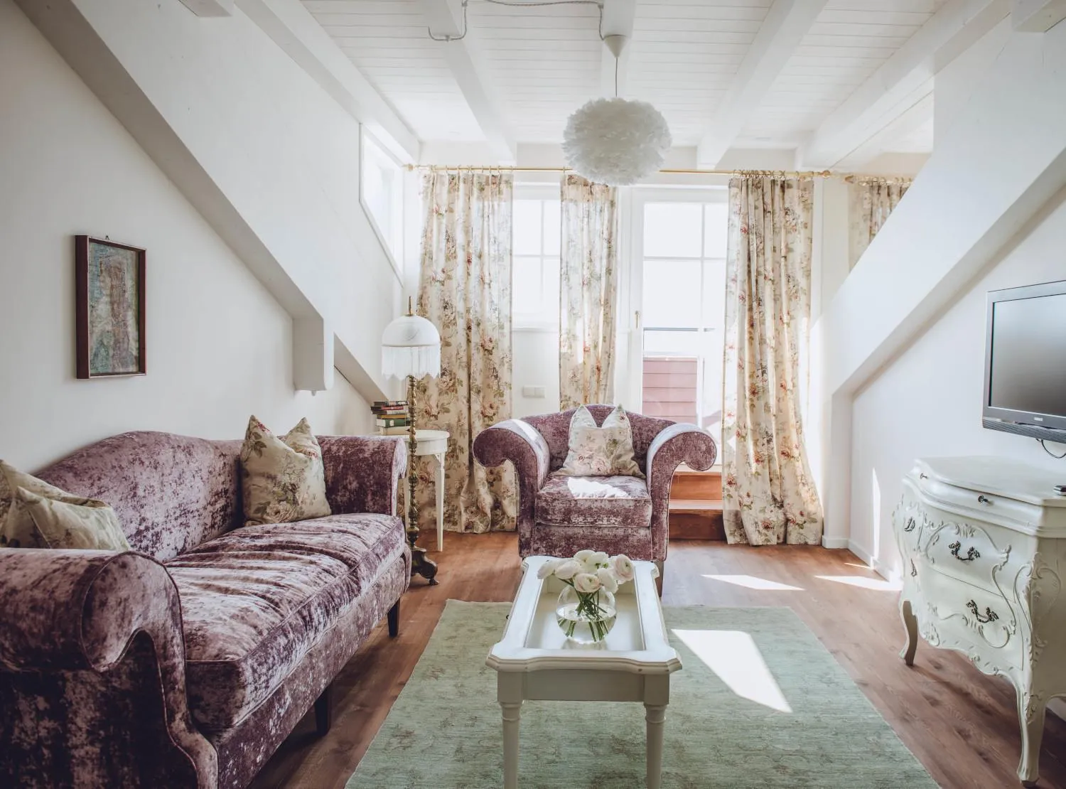 Living room in Relais & Chateaux Hotel Castel Fragsburg