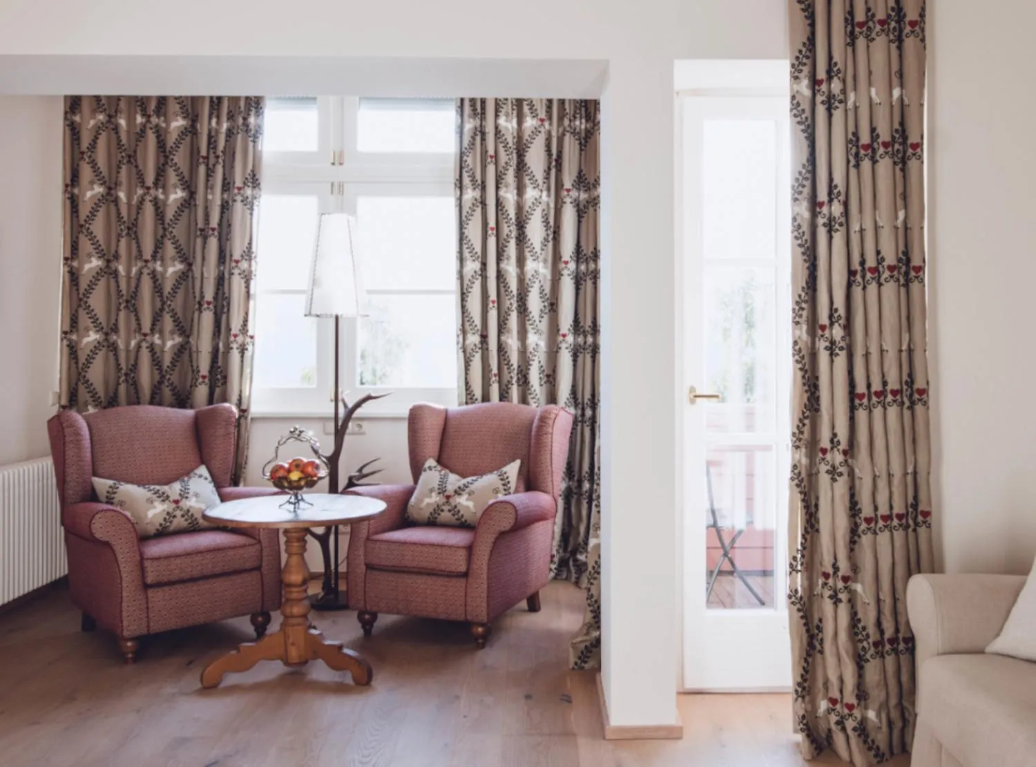 Living room in Relais & Chateaux Hotel Castel Fragsburg