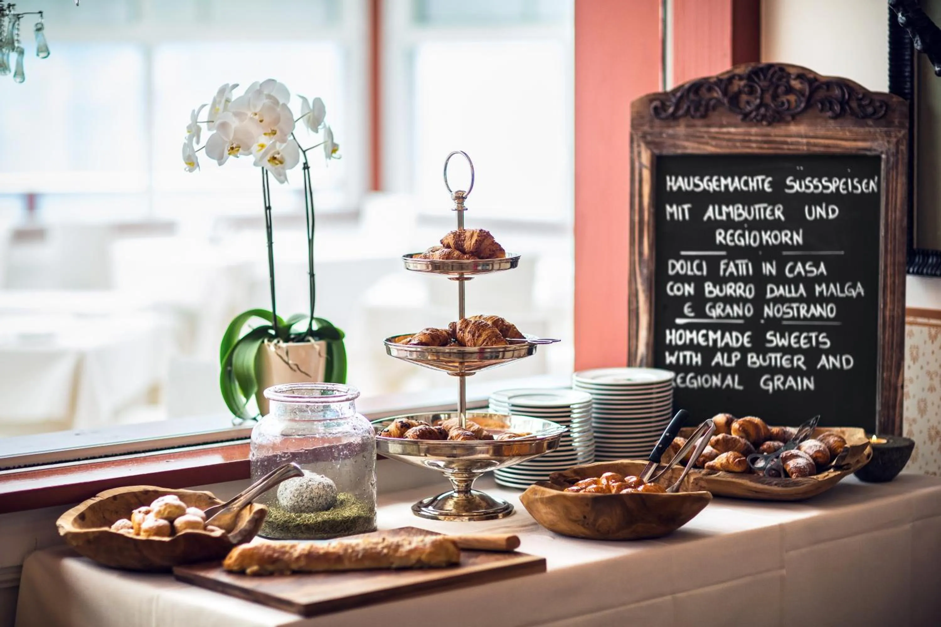 Restaurant/places to eat in Relais & Chateaux Hotel Castel Fragsburg