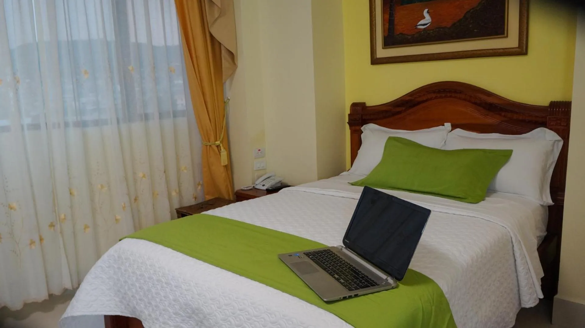 Bed in Hotel Perla Verde