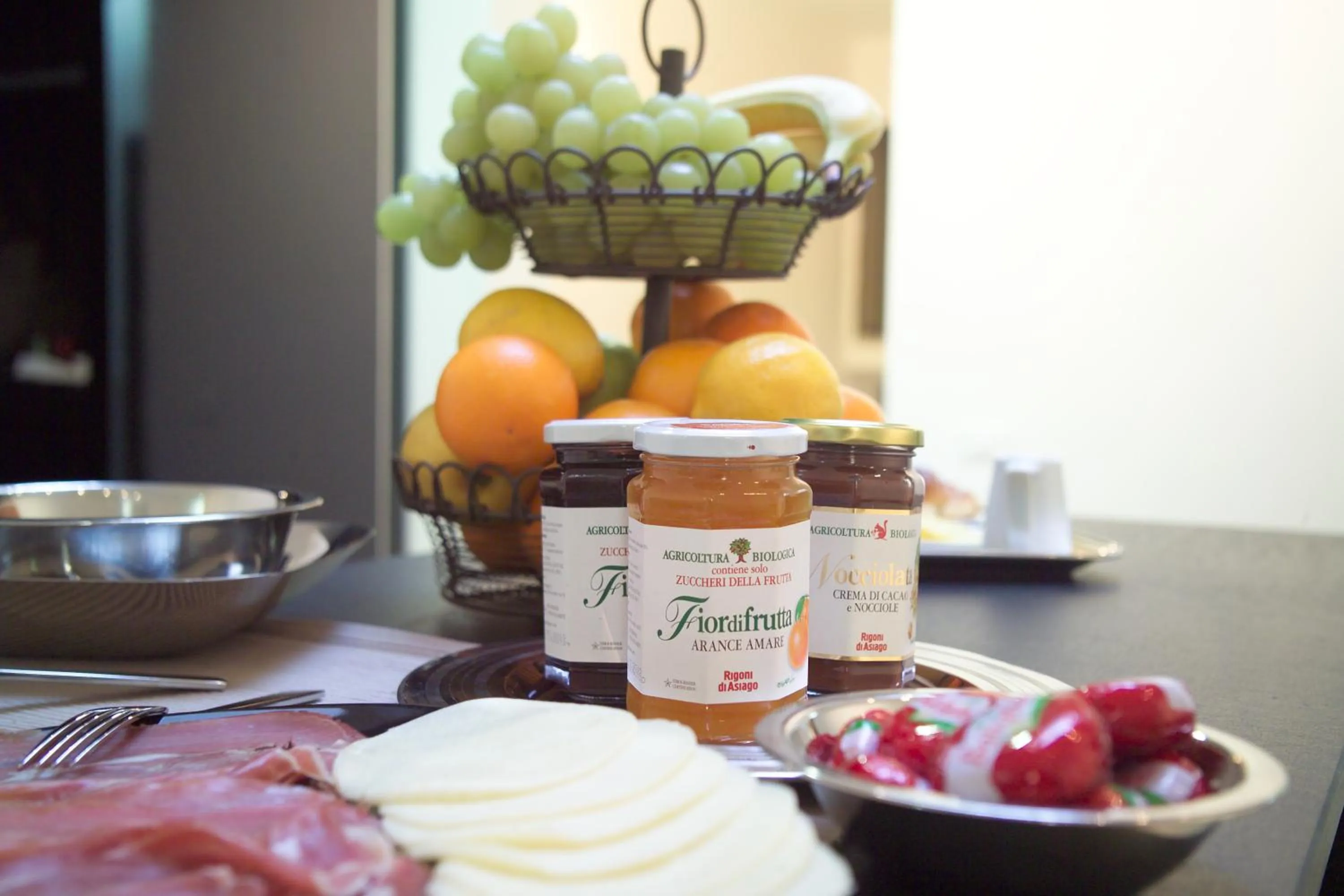 Buffet breakfast in Muà Boutique Bologna