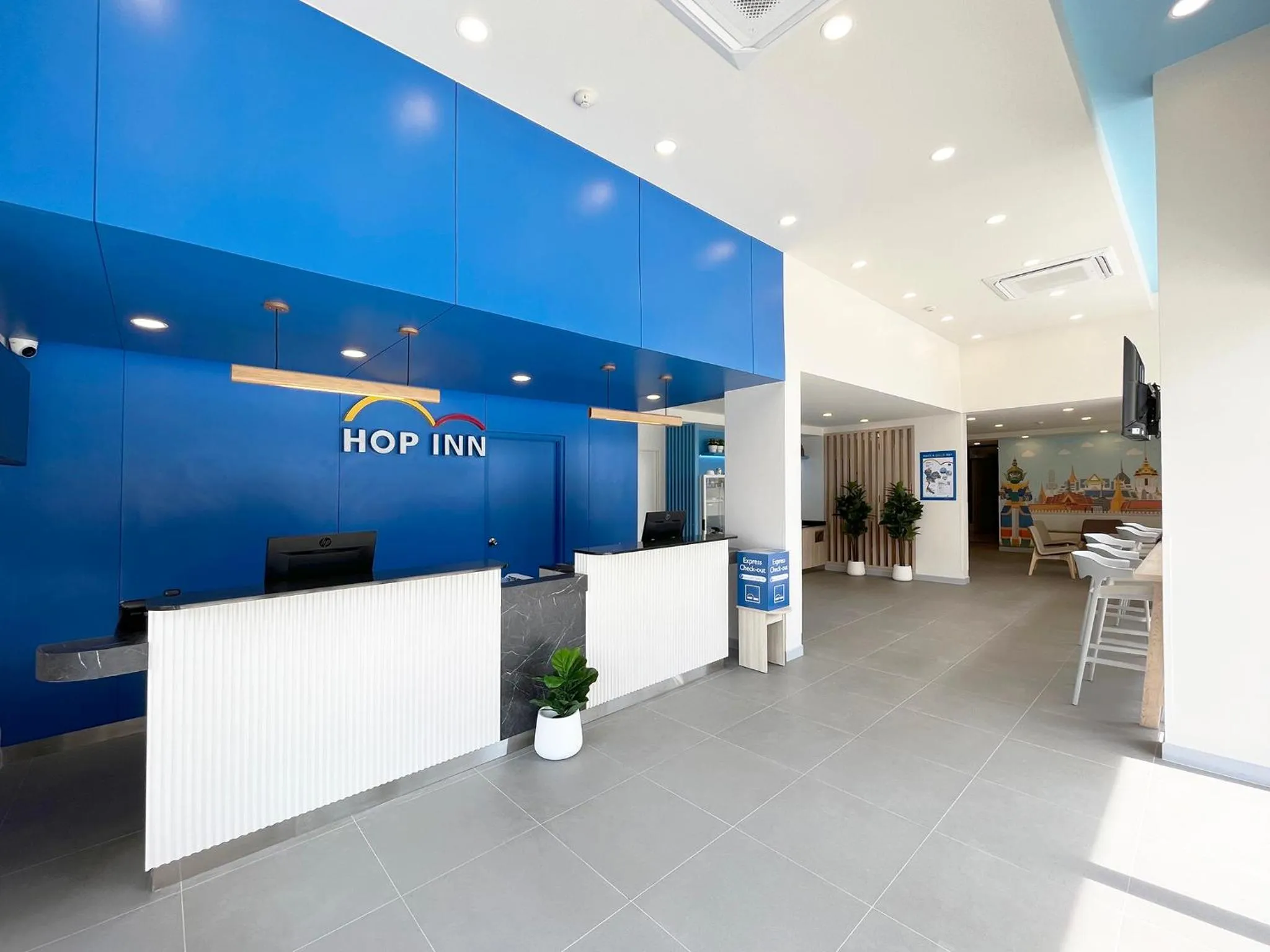 Lobby or reception in HOP INN Bangkok Onnut Station
