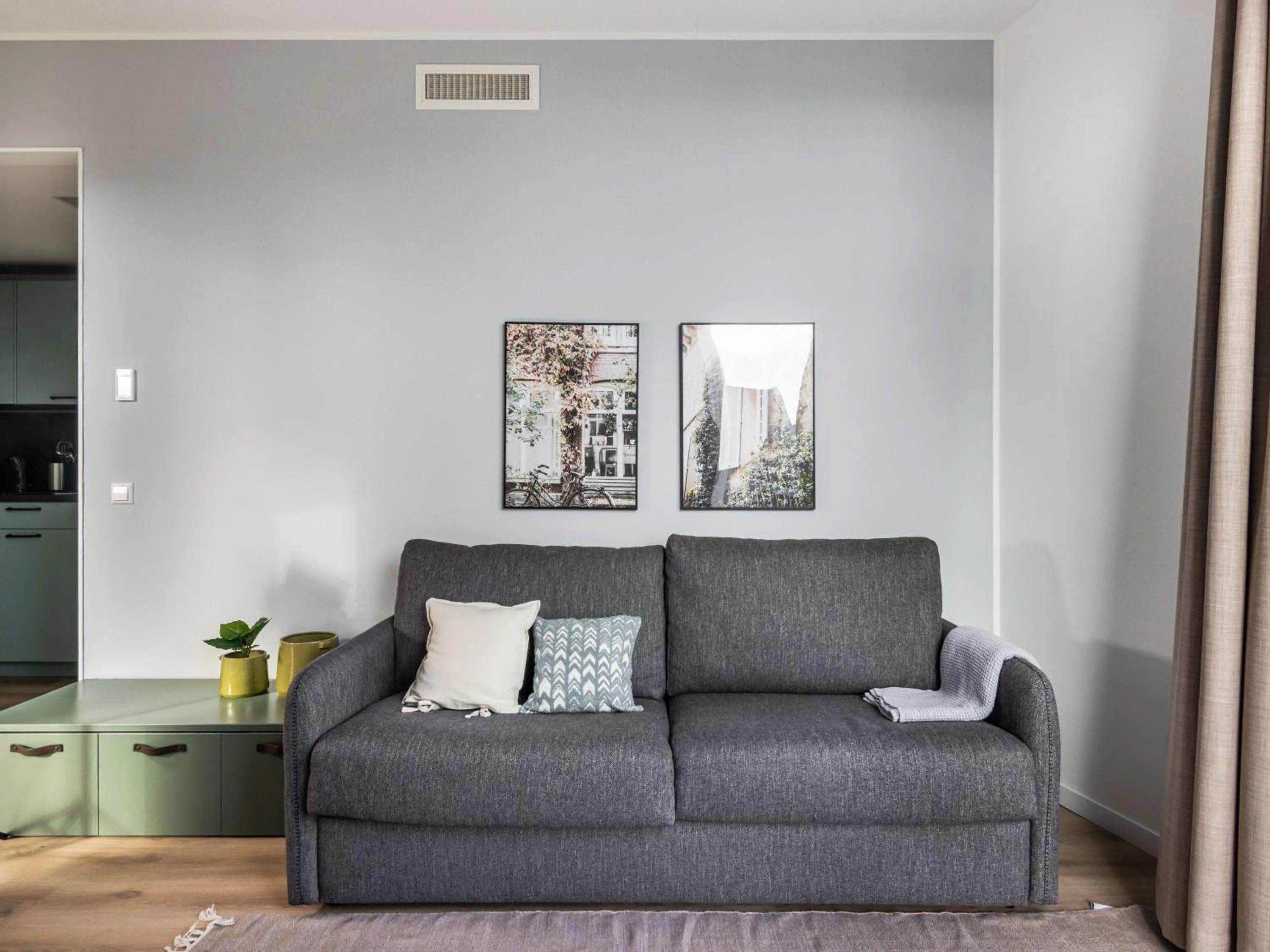 Living room in Limehome Eindhoven Gashouder