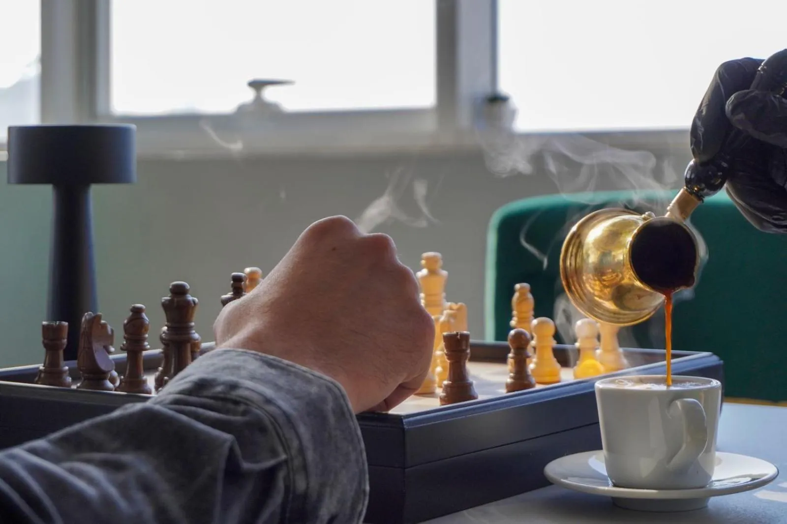 Restaurant/places to eat in Eliana Hotel