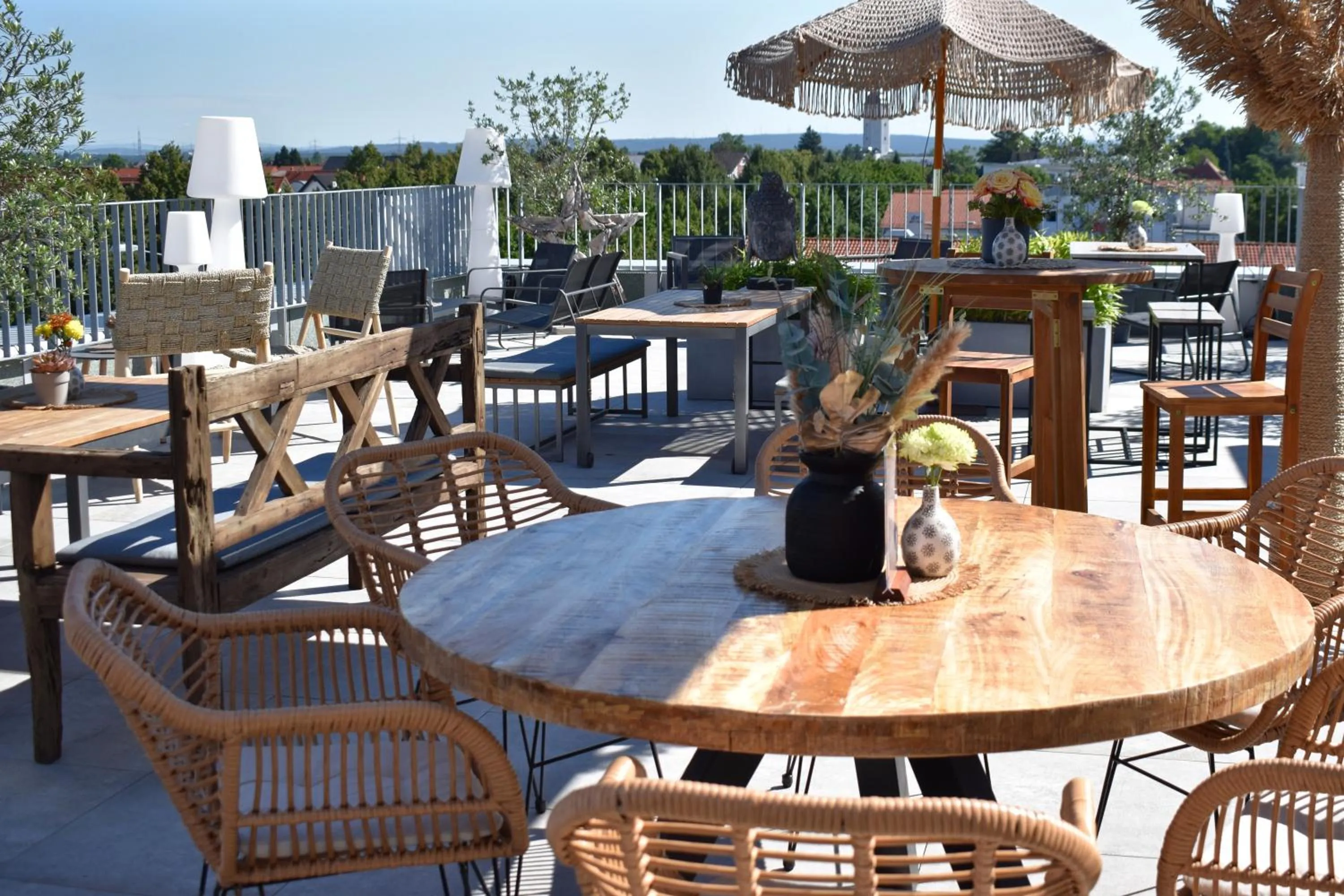 Restaurant/places to eat in Hotel BalthazarS