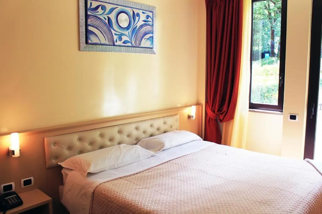 Bedroom, Bed in Relais Sans Soucis & Spa