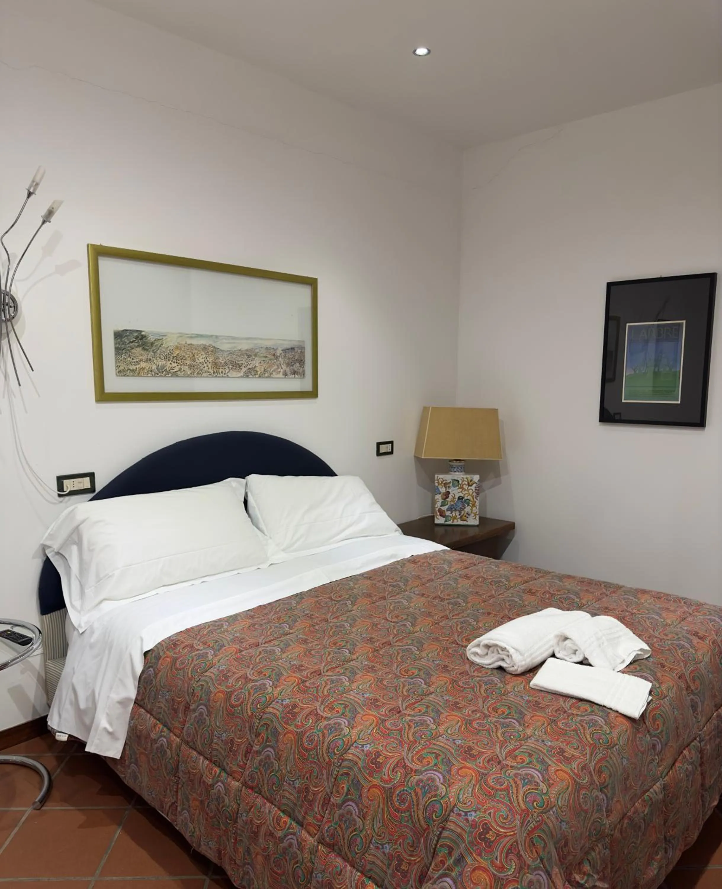 Bed in Locanda di Alia - b&b hotel -