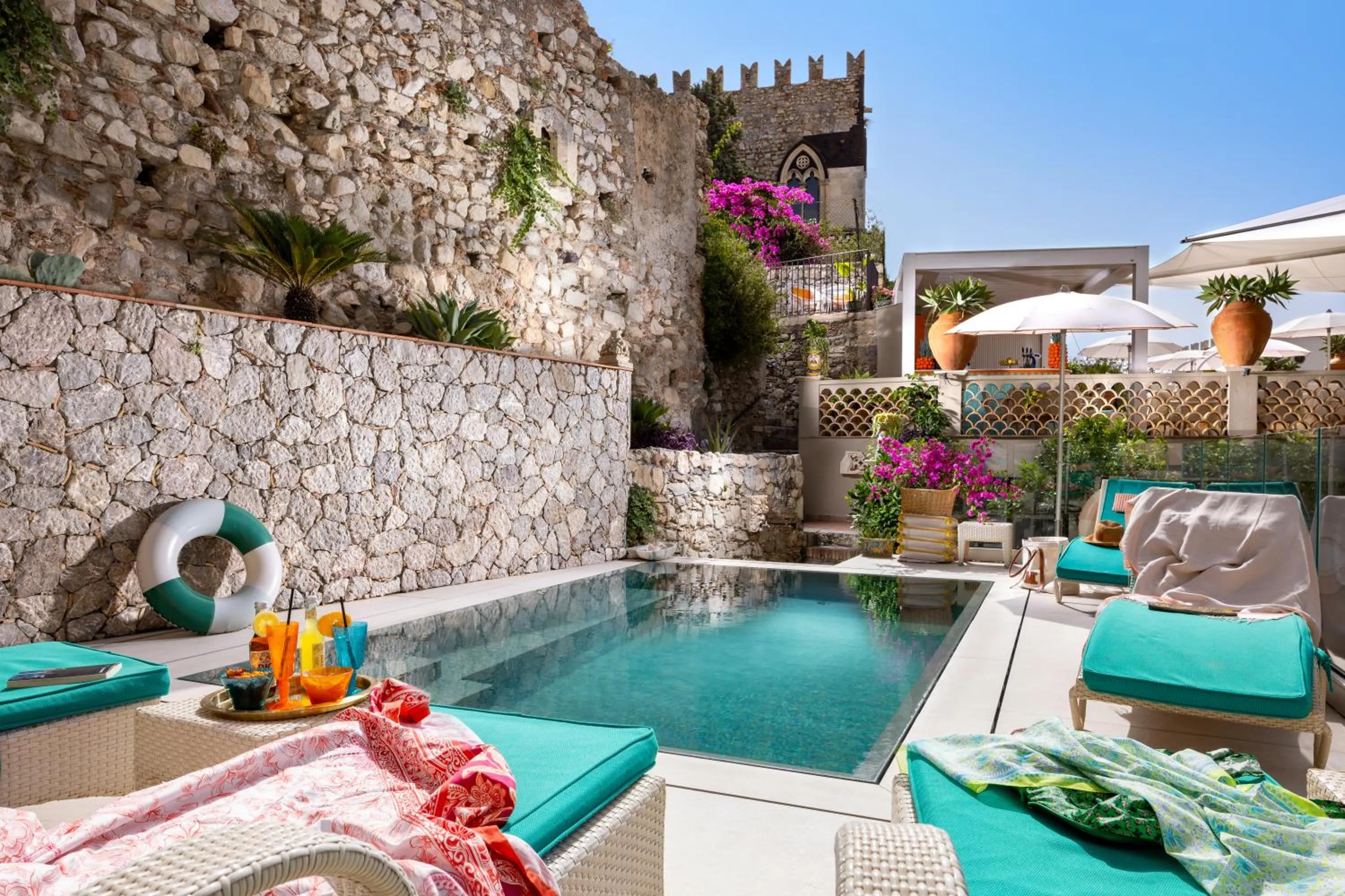 Swimming pool in Hotel Villa Taormina