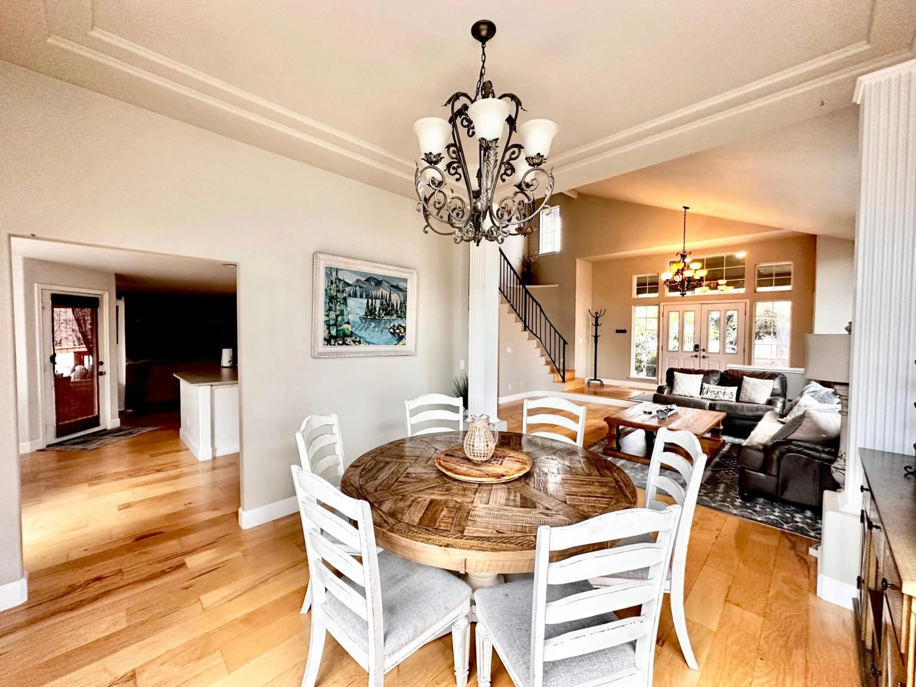 Chef's Kitchen Pool Bright, Spacious 4 Bed