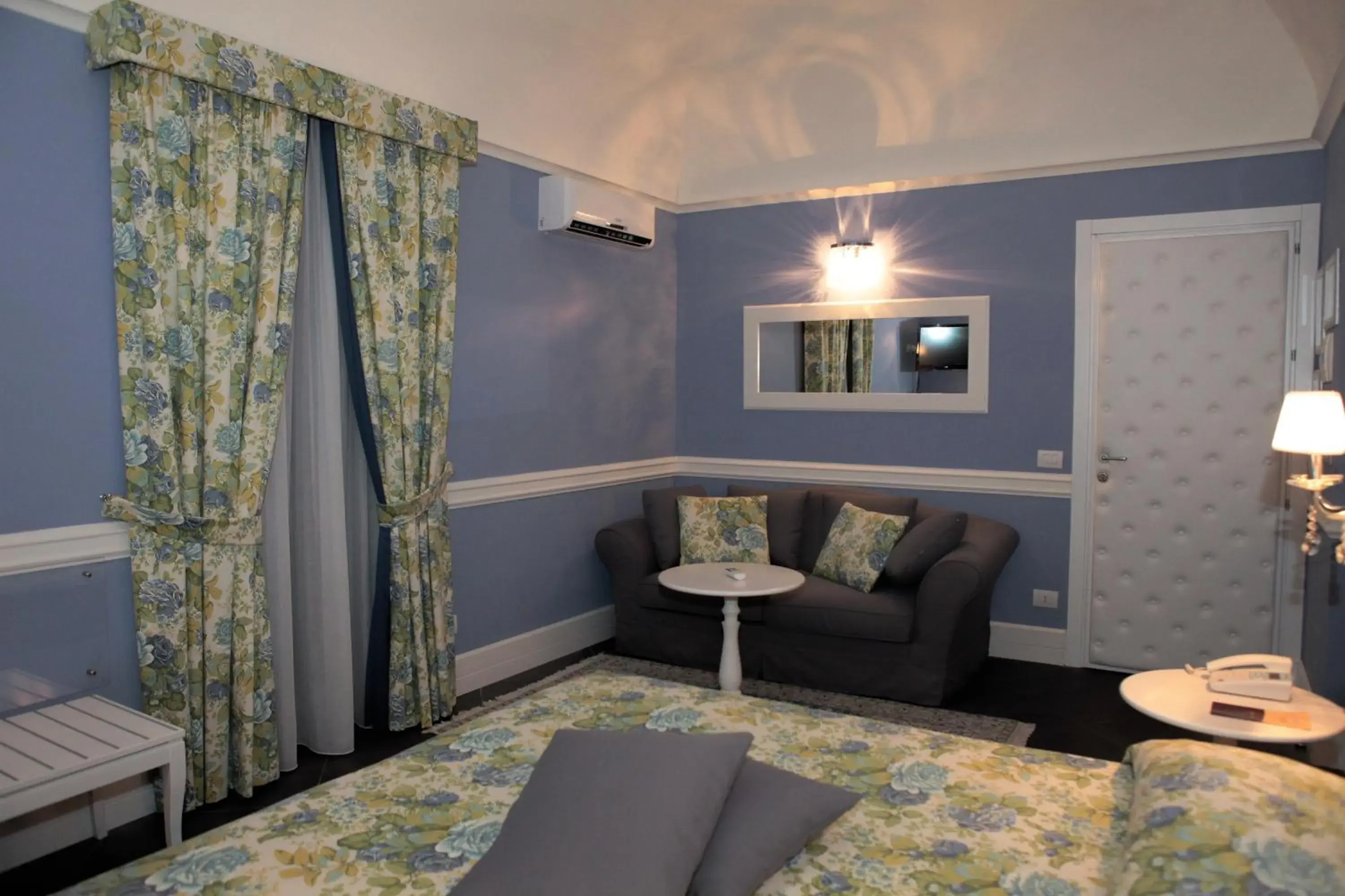 Bed in Hotel Il Barocco Bed in Hotel Il Barocco