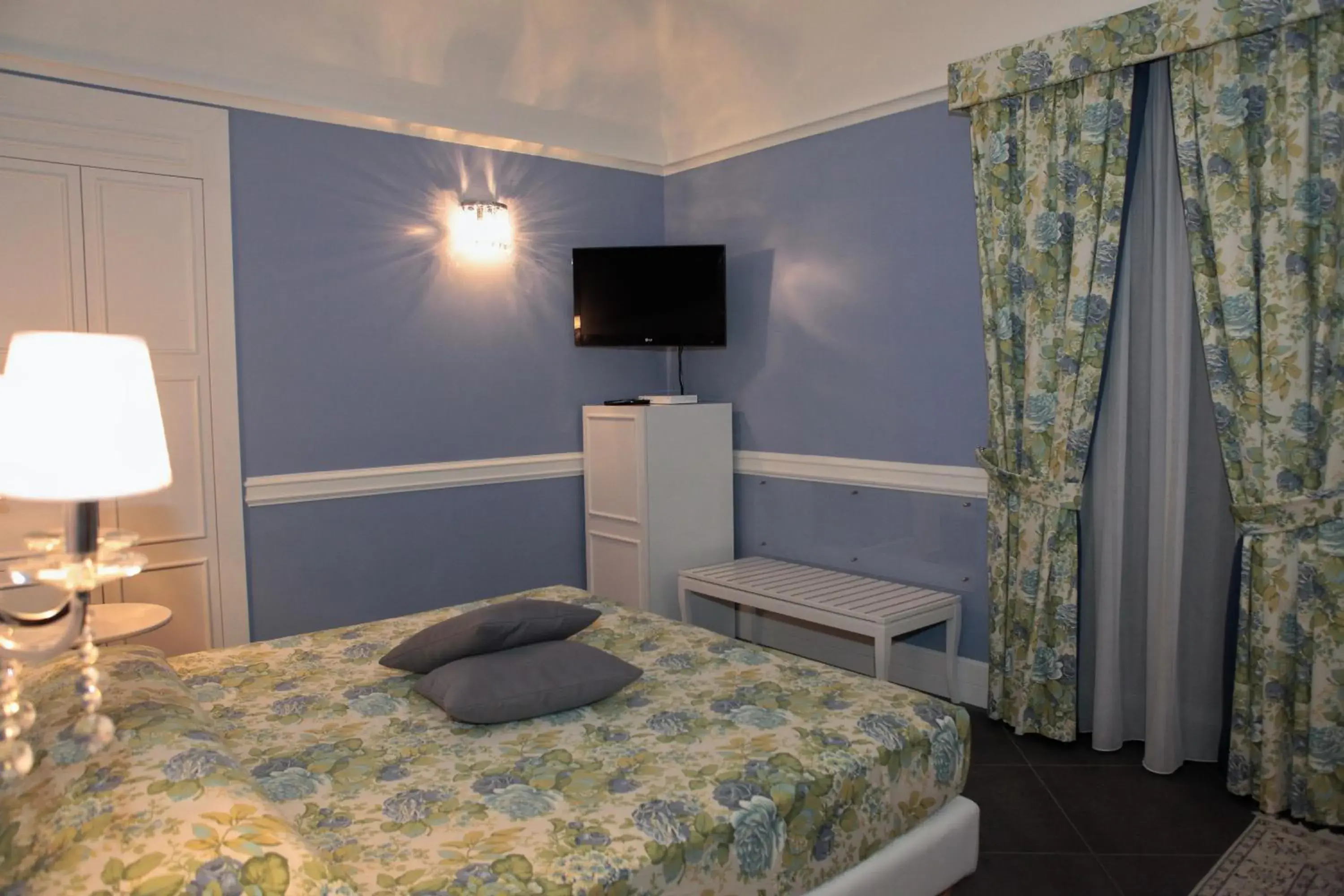 Bed in Hotel Il Barocco Bed in Hotel Il Barocco