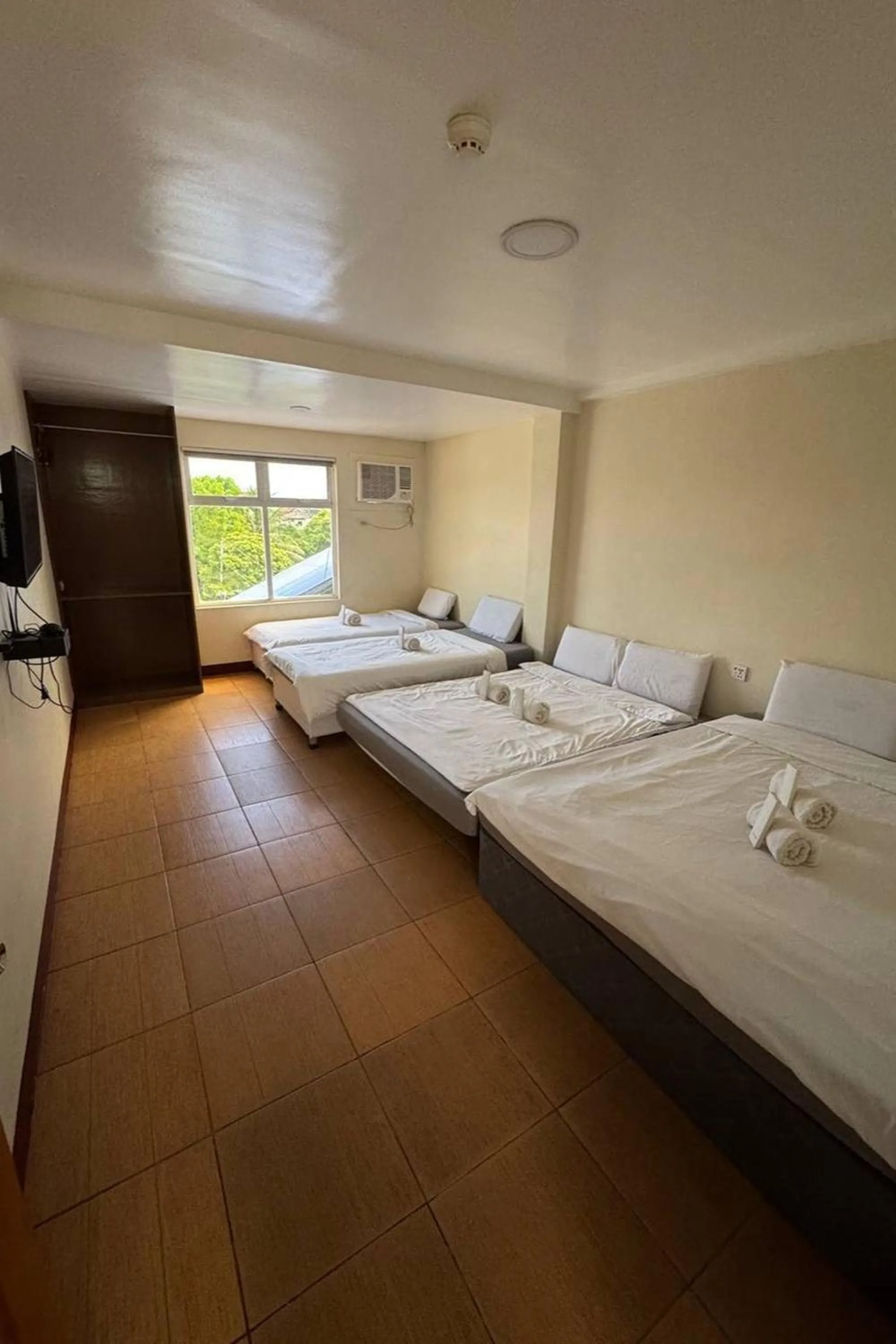 Bed in I'm Inn Hotel Sorsogon near SM or Terminal