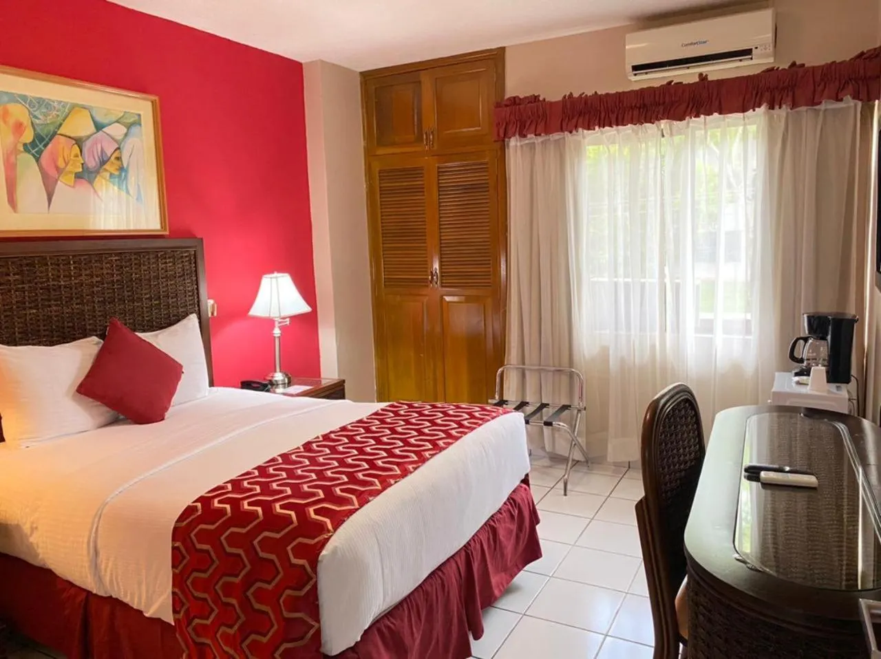 Bed in Aparthotel Guijarros