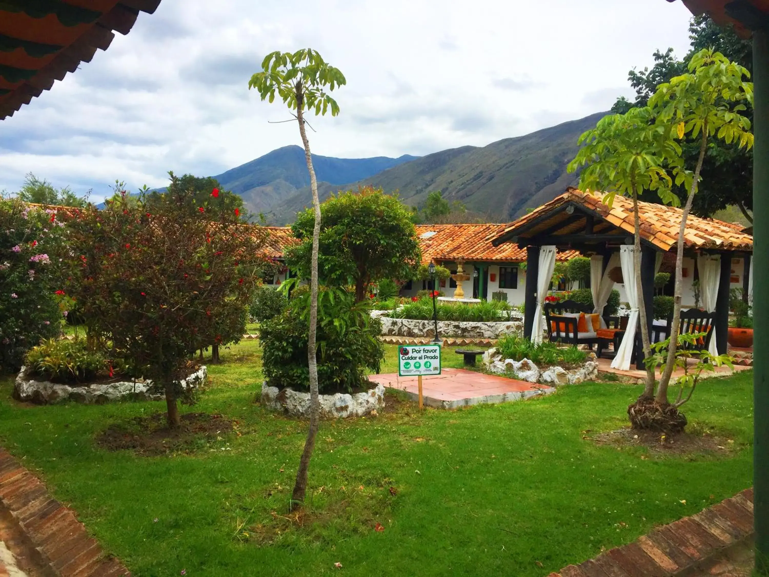 Garden view in Hotel Boutique Iguaque Campestre Spa & Ecolodge Garden view in Hotel Boutique Iguaque Campestre Spa & Ecolodge