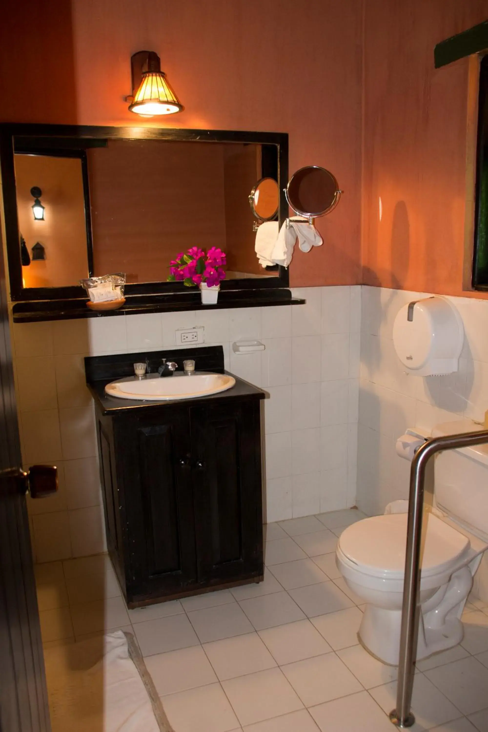 Bathroom in Hotel Boutique Iguaque Campestre Spa & Ecolodge Bathroom in Hotel Boutique Iguaque Campestre Spa & Ecolodge