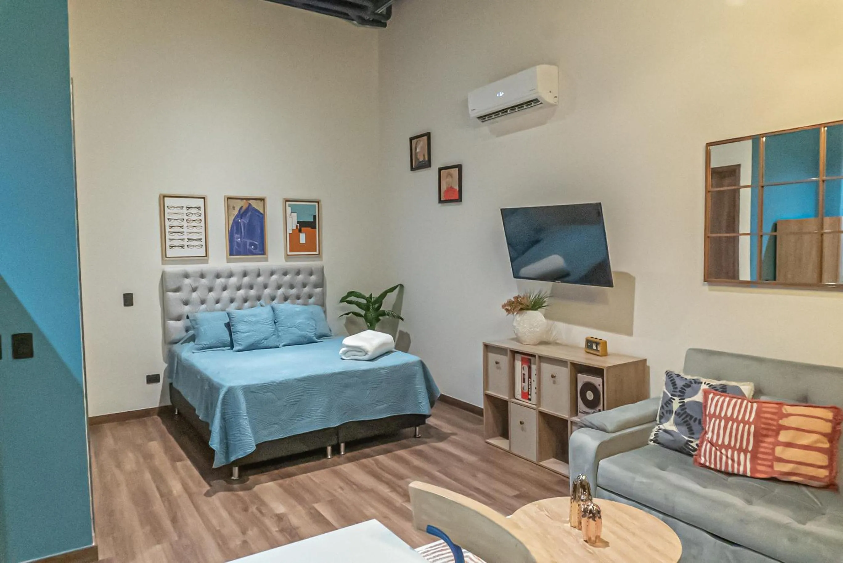 Bed in Royal Living Poblado