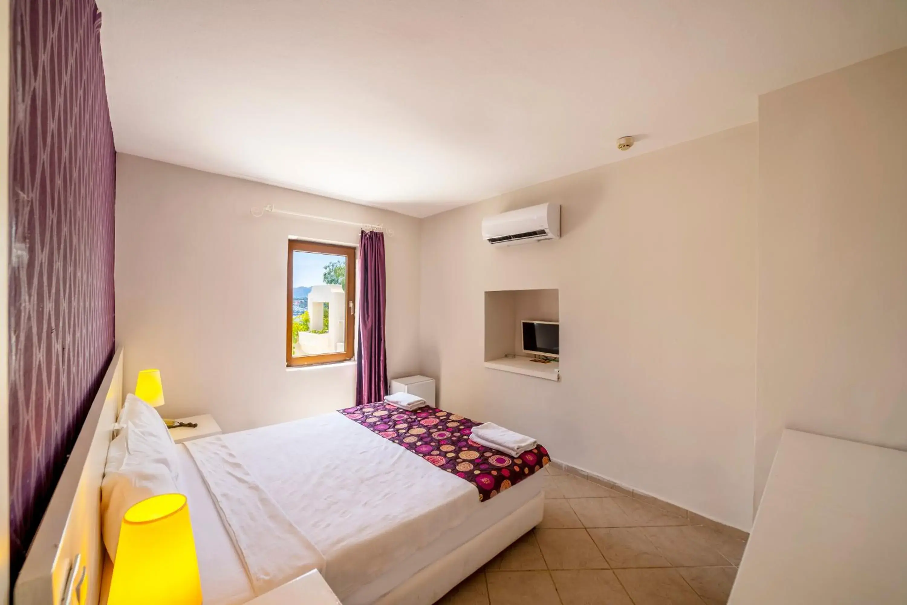Bed in Riva Bodrum Resort- Adult Only +16 Bed in Riva Bodrum Resort- Adult Only +16