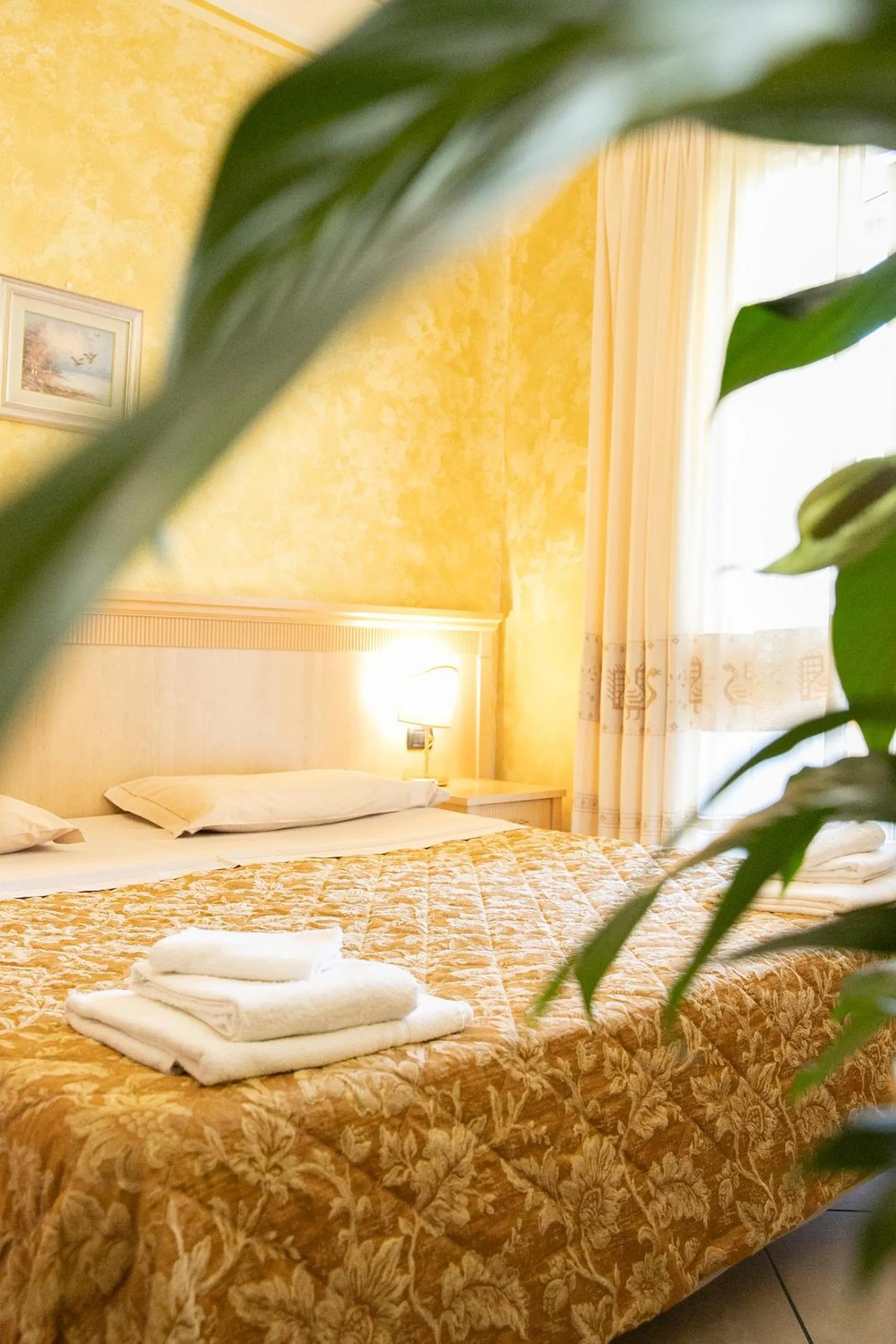 Standard Double or Twin Room with Balcony - single occupancy in Mannu Hotel