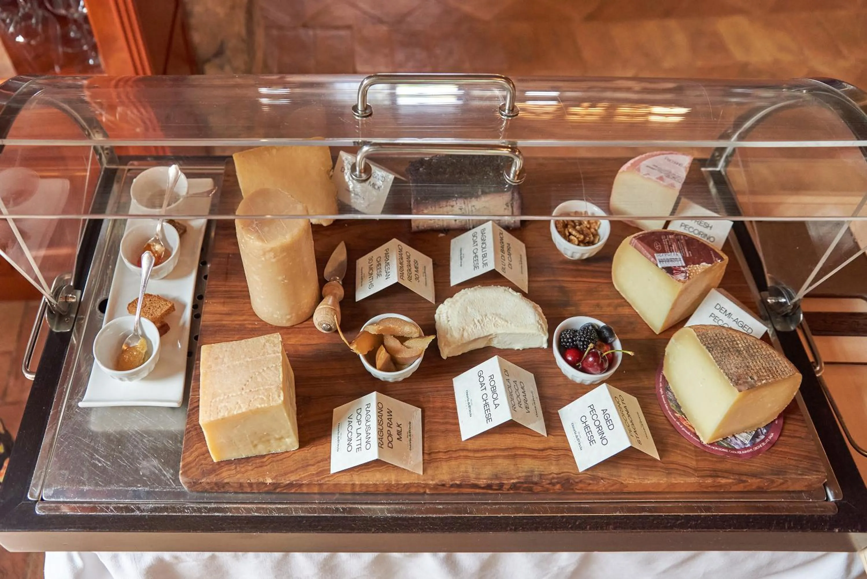 Restaurant/places to eat in Relais Osteria Dell'Orcia