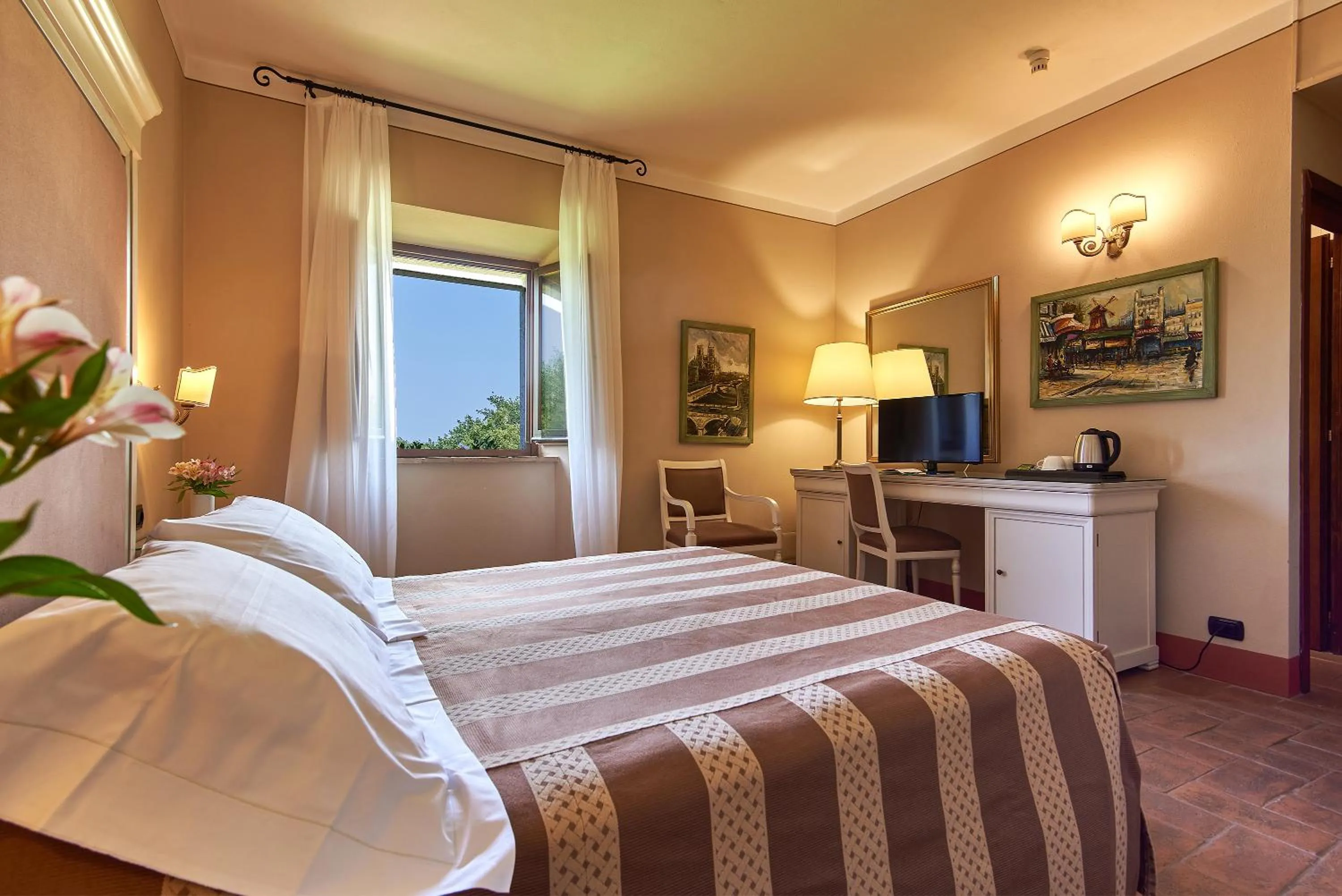 Bed in Relais Osteria Dell'Orcia