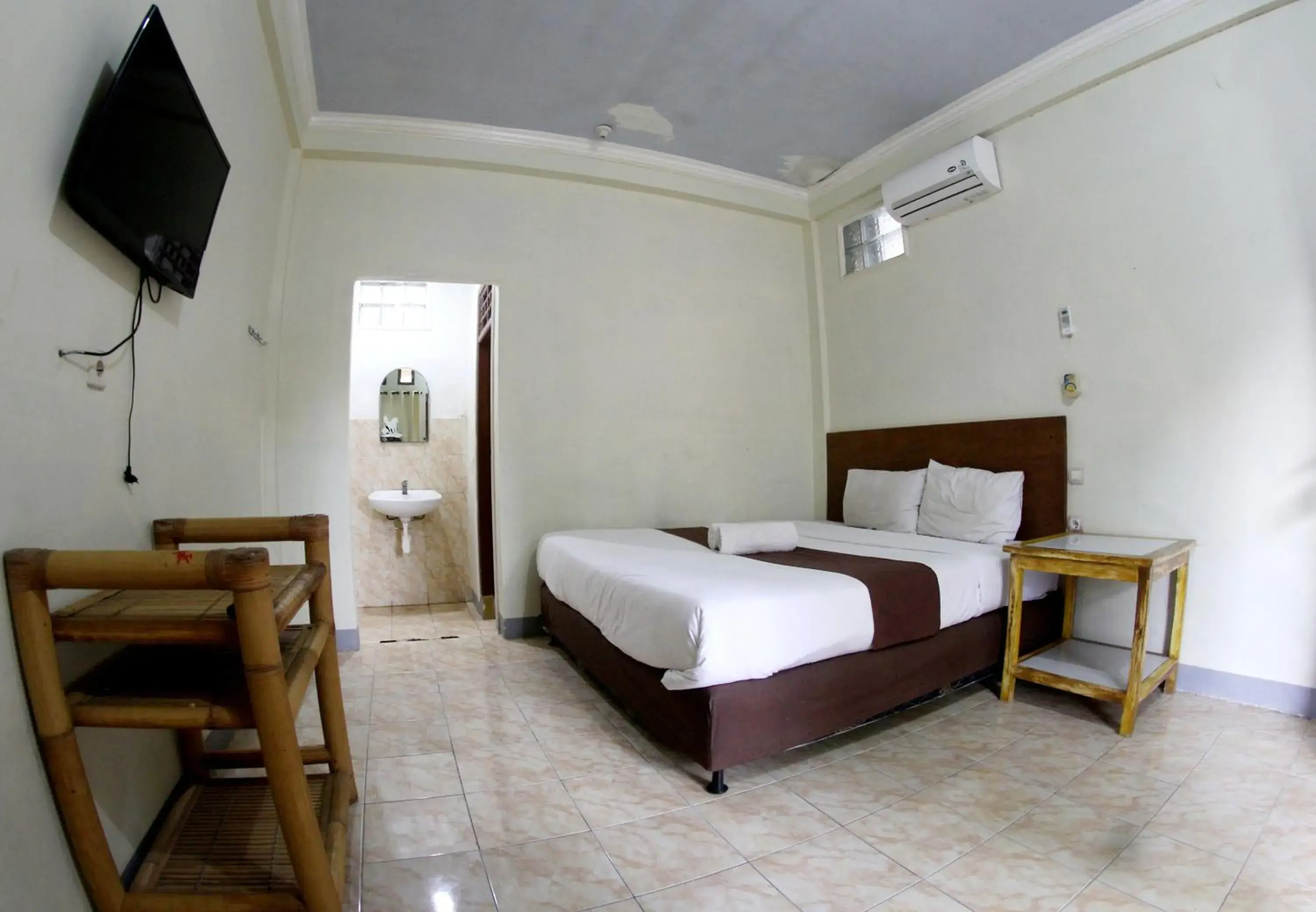 Photo of the whole room, Bed in Gili Beach Wind Photo of the whole room, Bed in Gili Beach Wind
