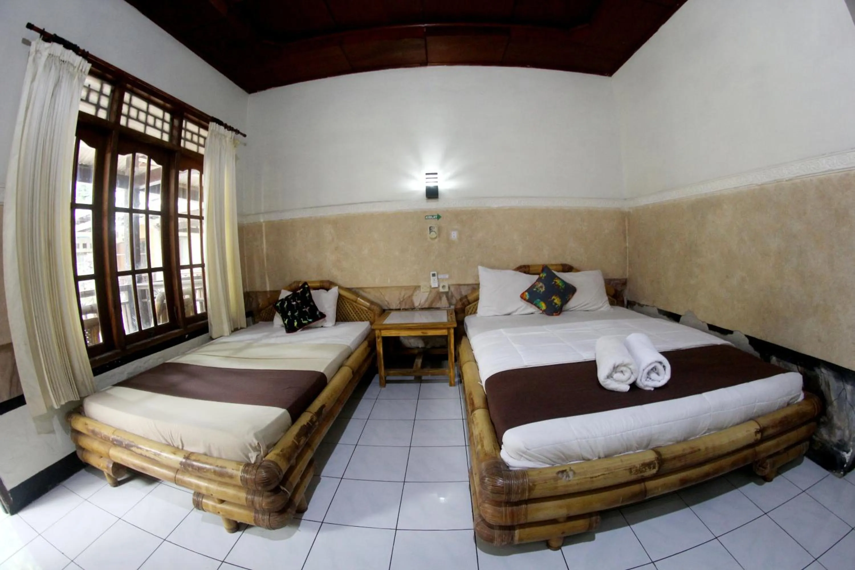 Photo of the whole room, Bed in Gili Beach Wind