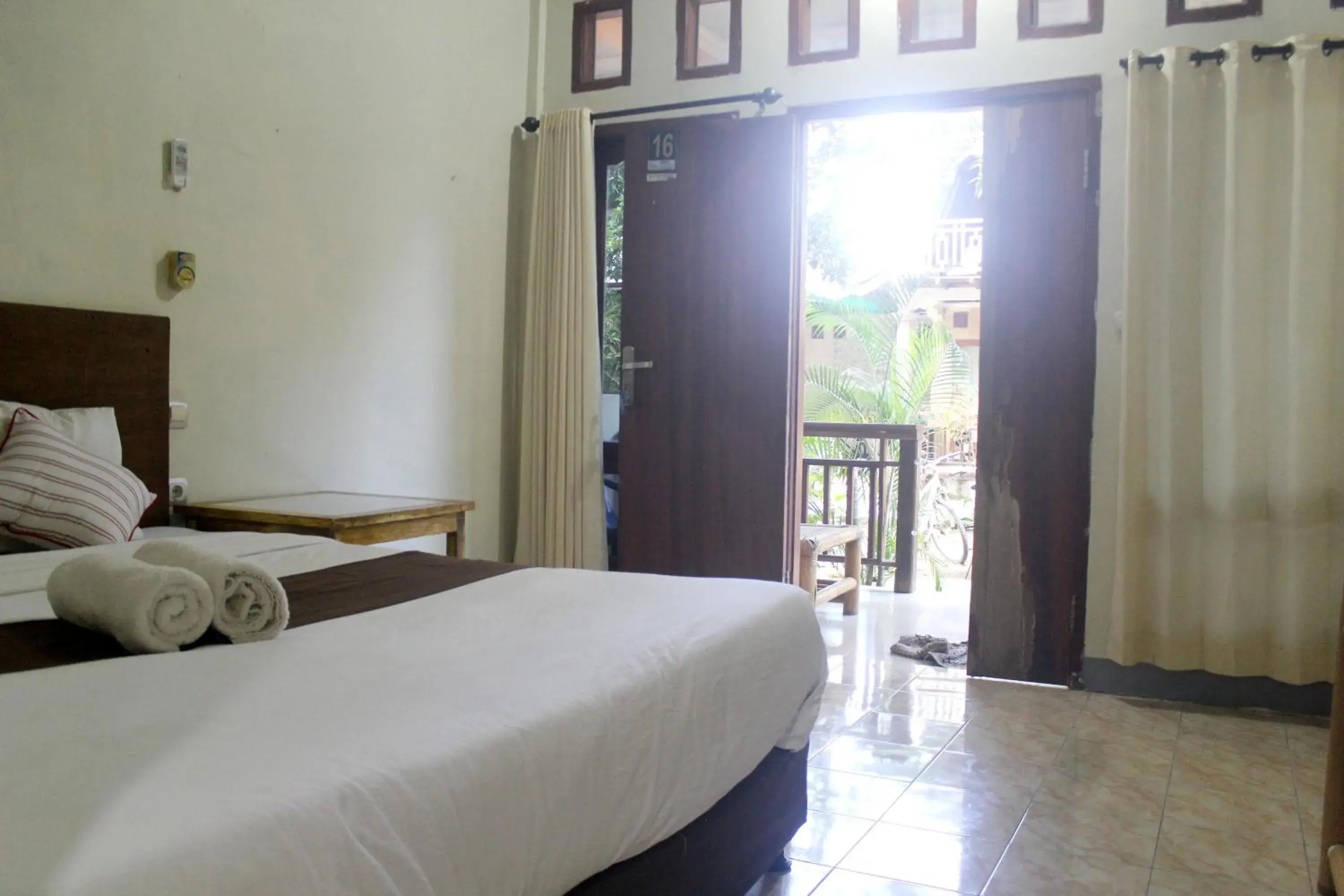 Photo of the whole room, Bed in Gili Beach Wind Photo of the whole room, Bed in Gili Beach Wind