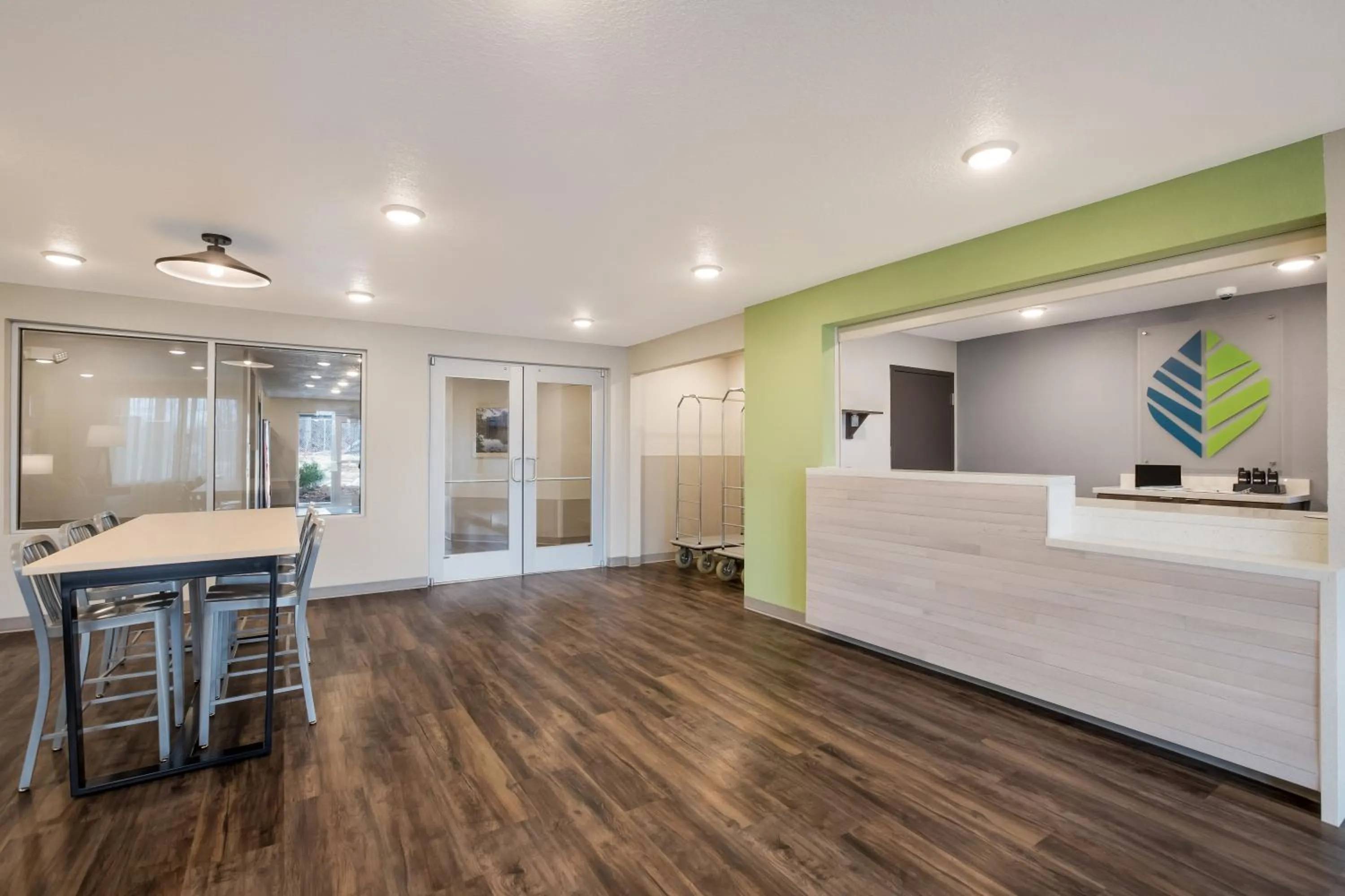 Lobby or reception in WoodSpring Suites South Brunswick - Princeton