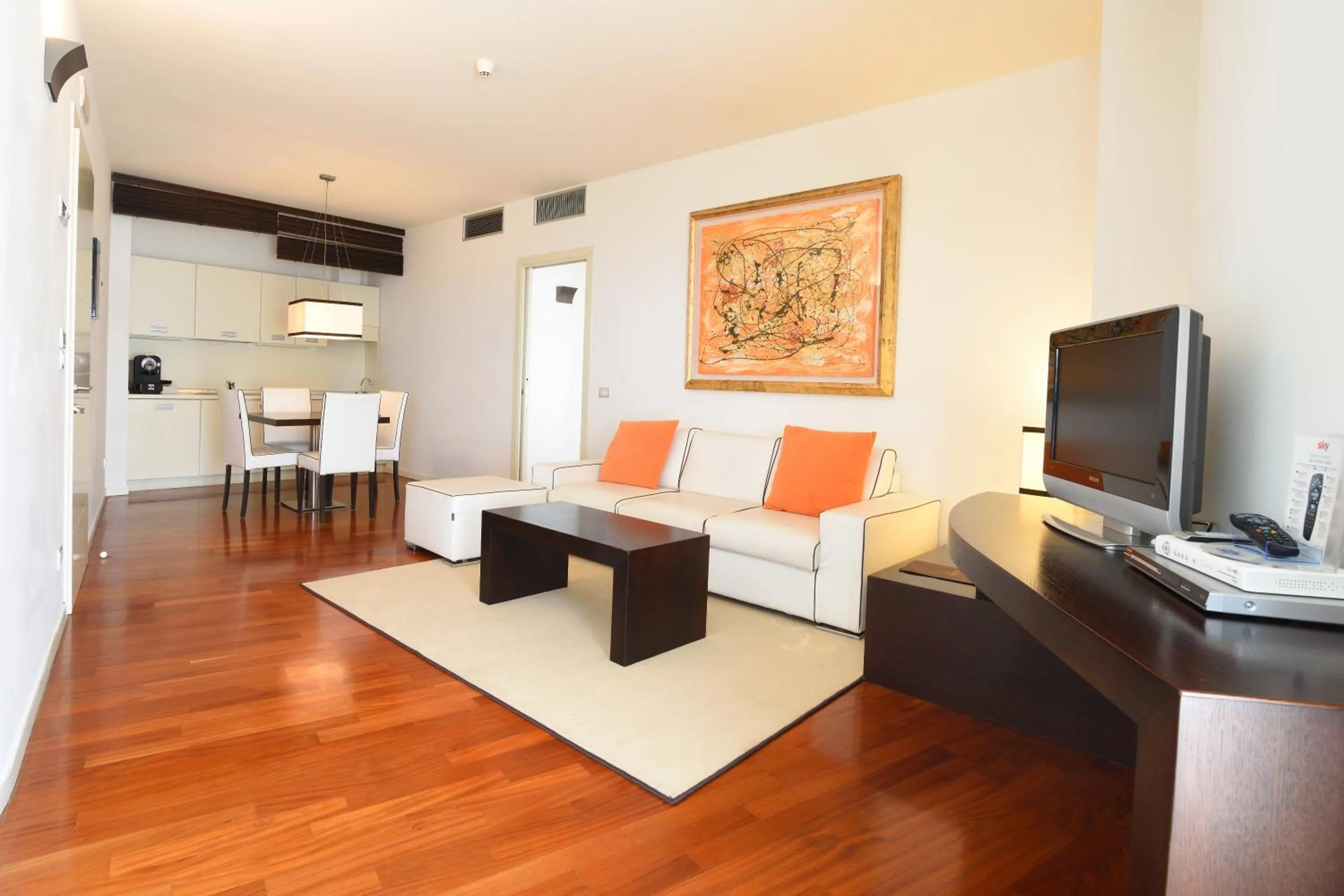 Kitchen or kitchenette in Eden Rock Resort