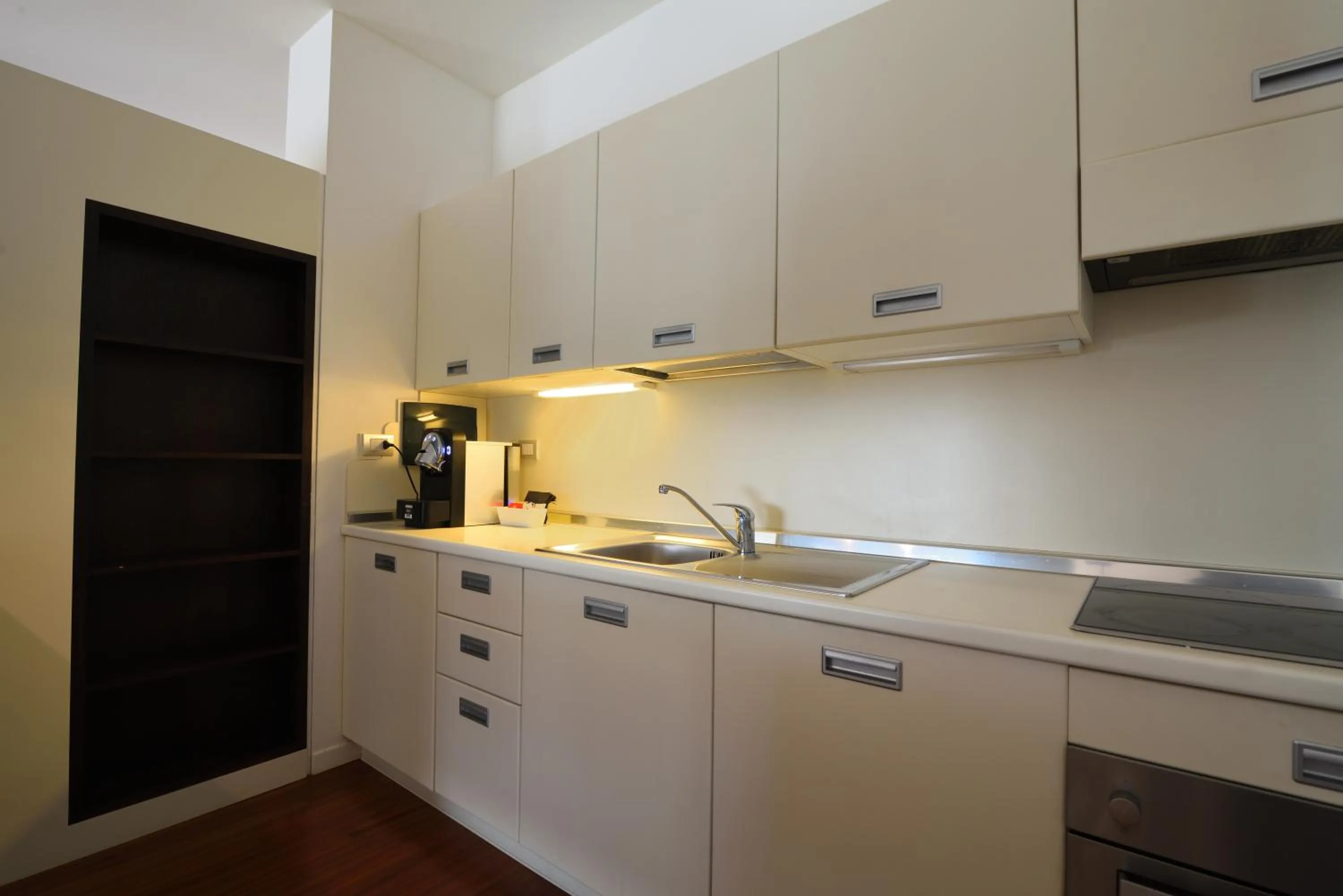 Kitchen or kitchenette in Eden Rock Resort