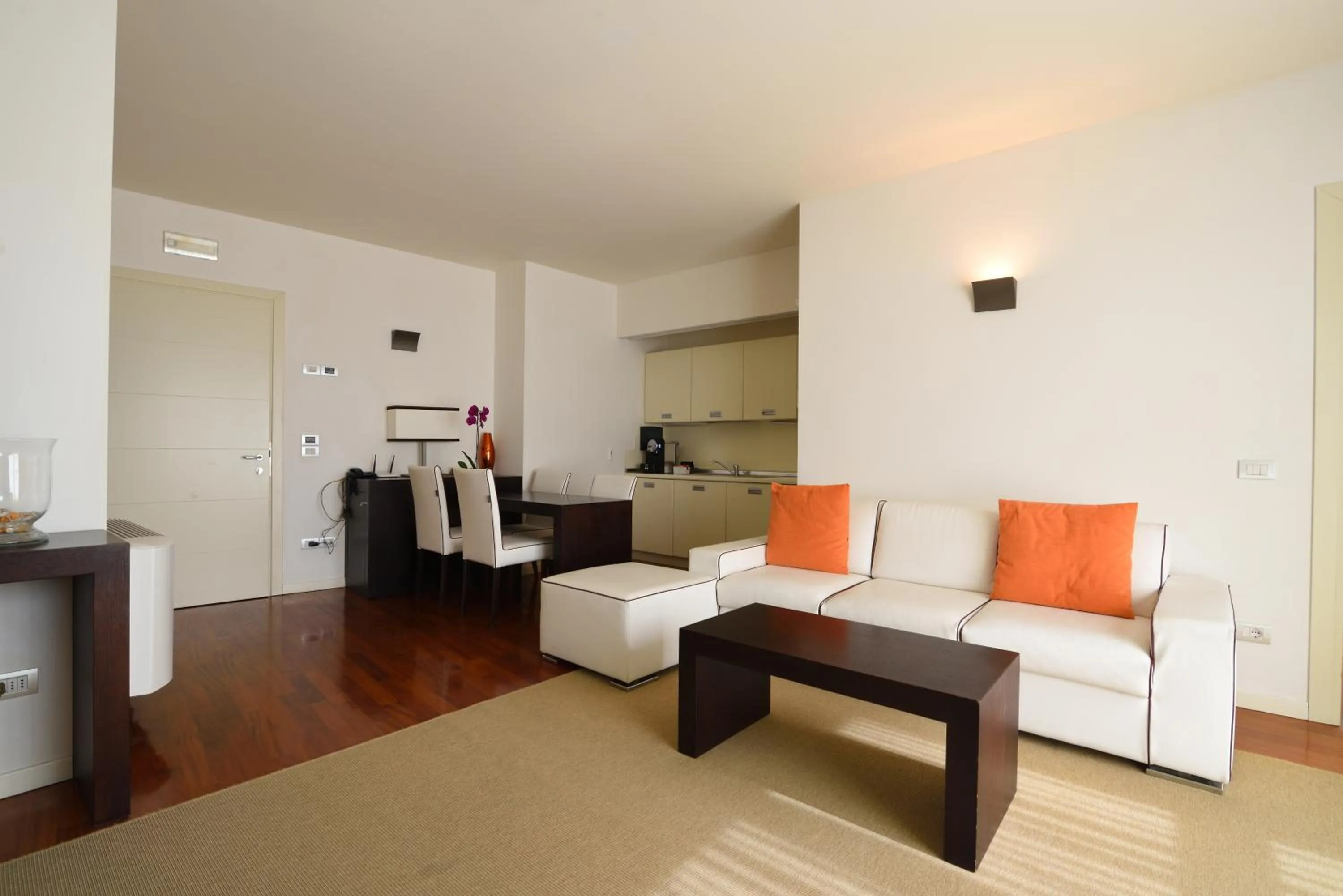 Kitchen or kitchenette in Eden Rock Resort