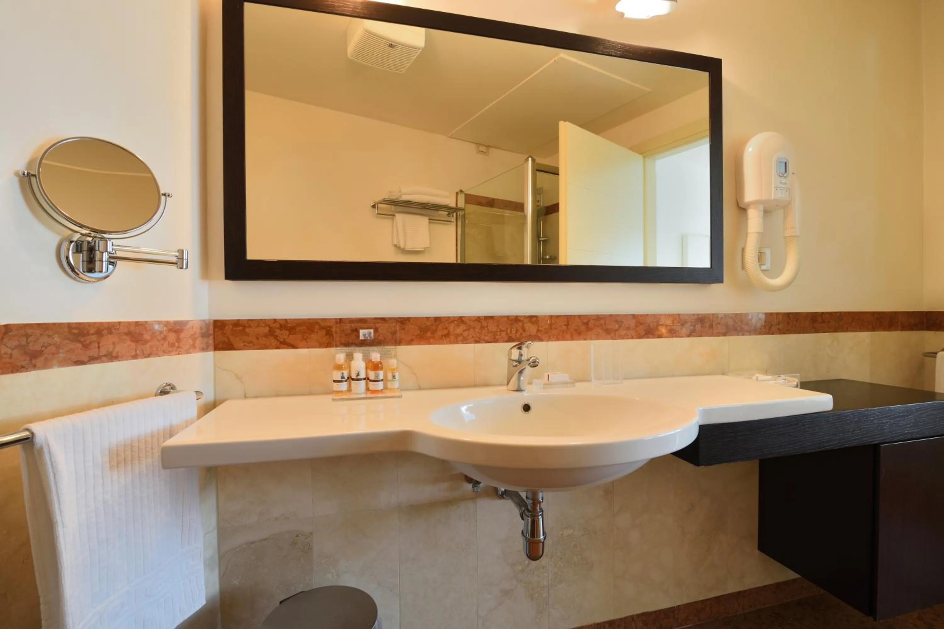 Bathroom in Eden Rock Resort