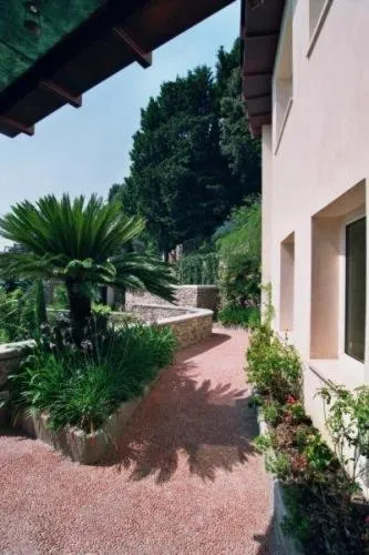 Facade/entrance in Eden Rock Resort