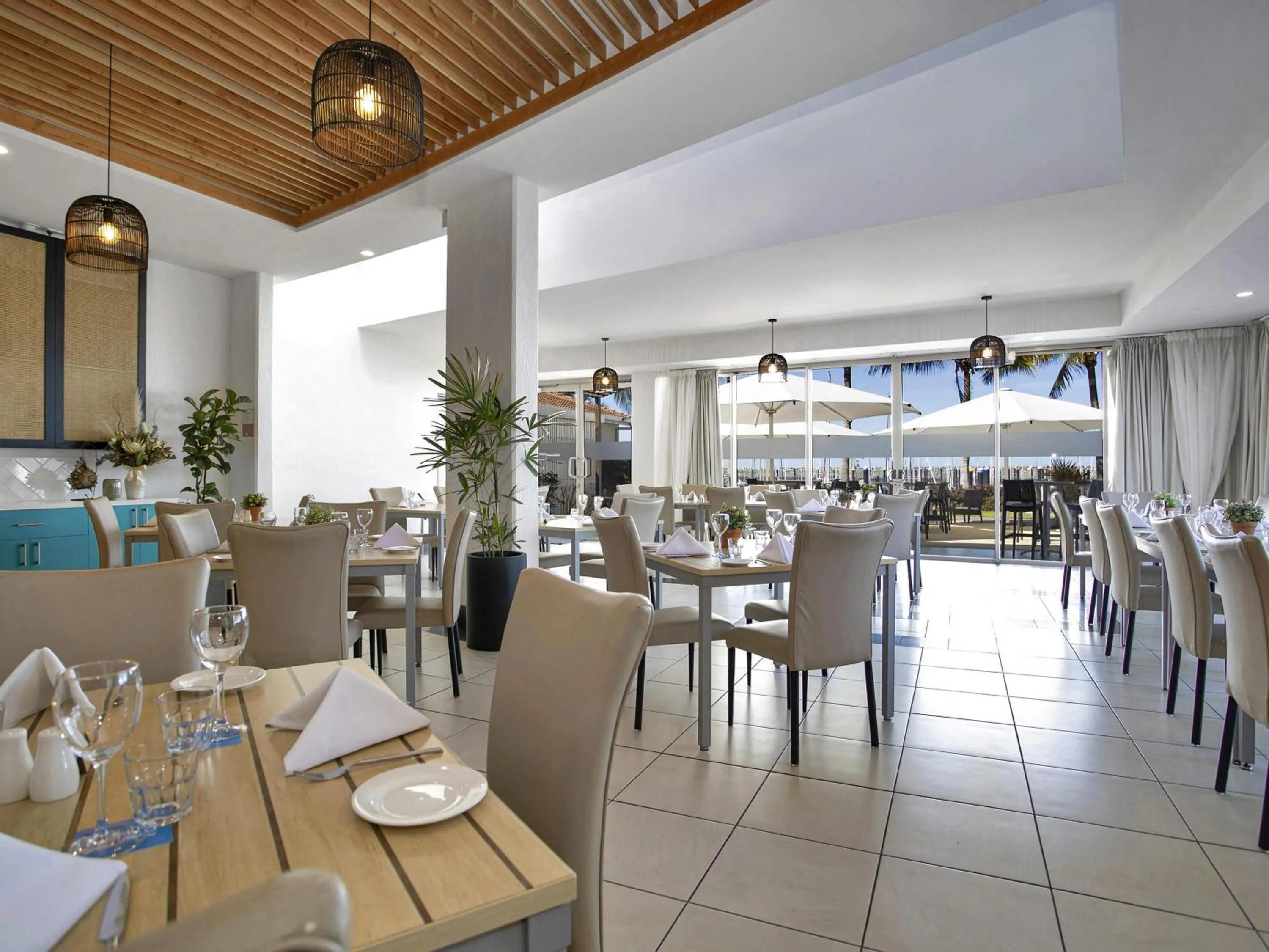 Restaurant/places to eat in Mantra Mackay