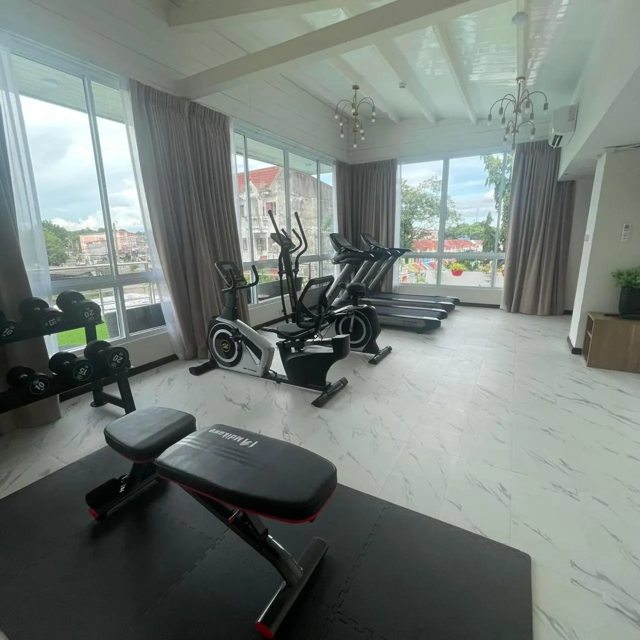 Fitness centre/facilities in Christella Hotel Laemchabang