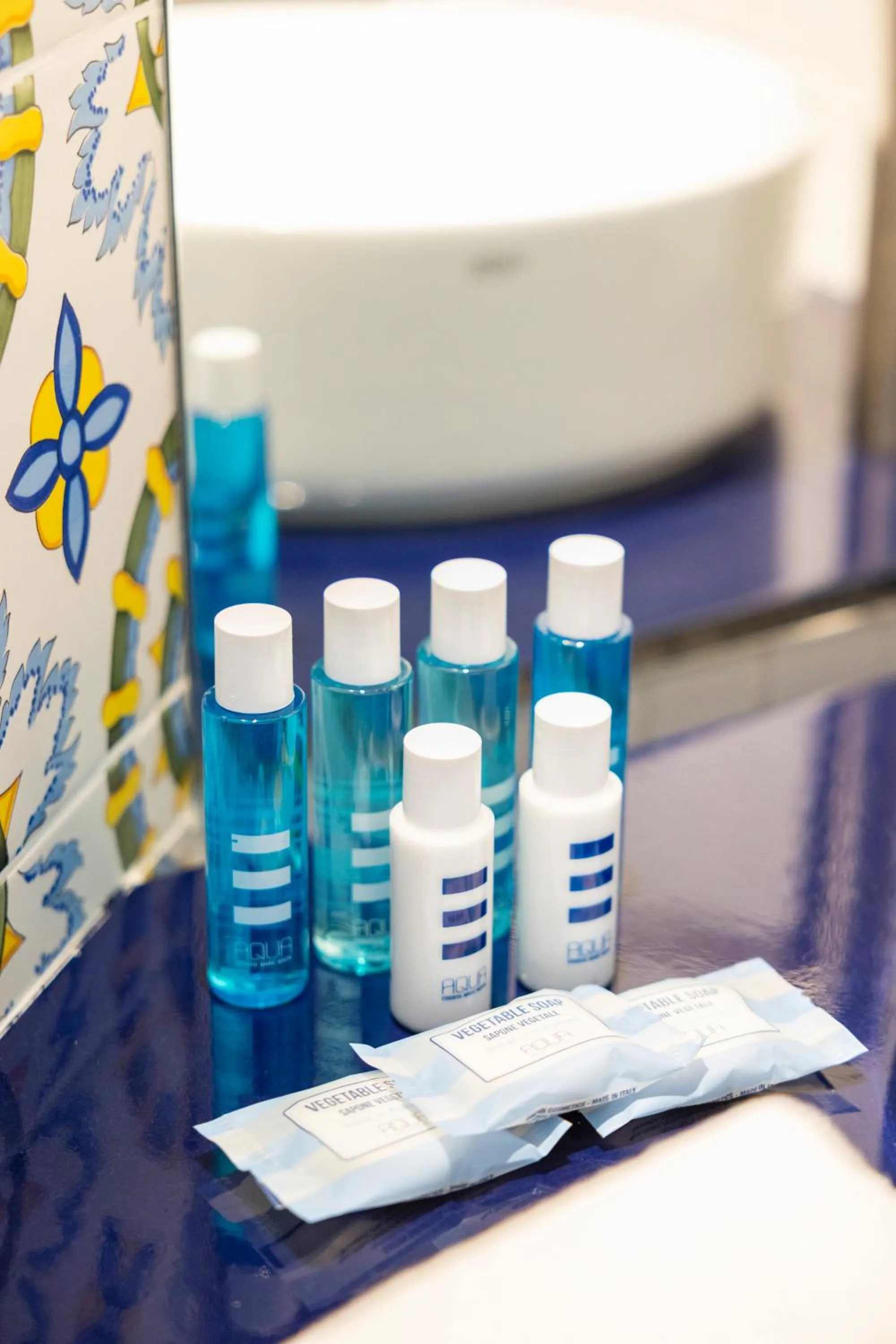 Bathroom in Decori Suites Amalfi Coast - Free Parking