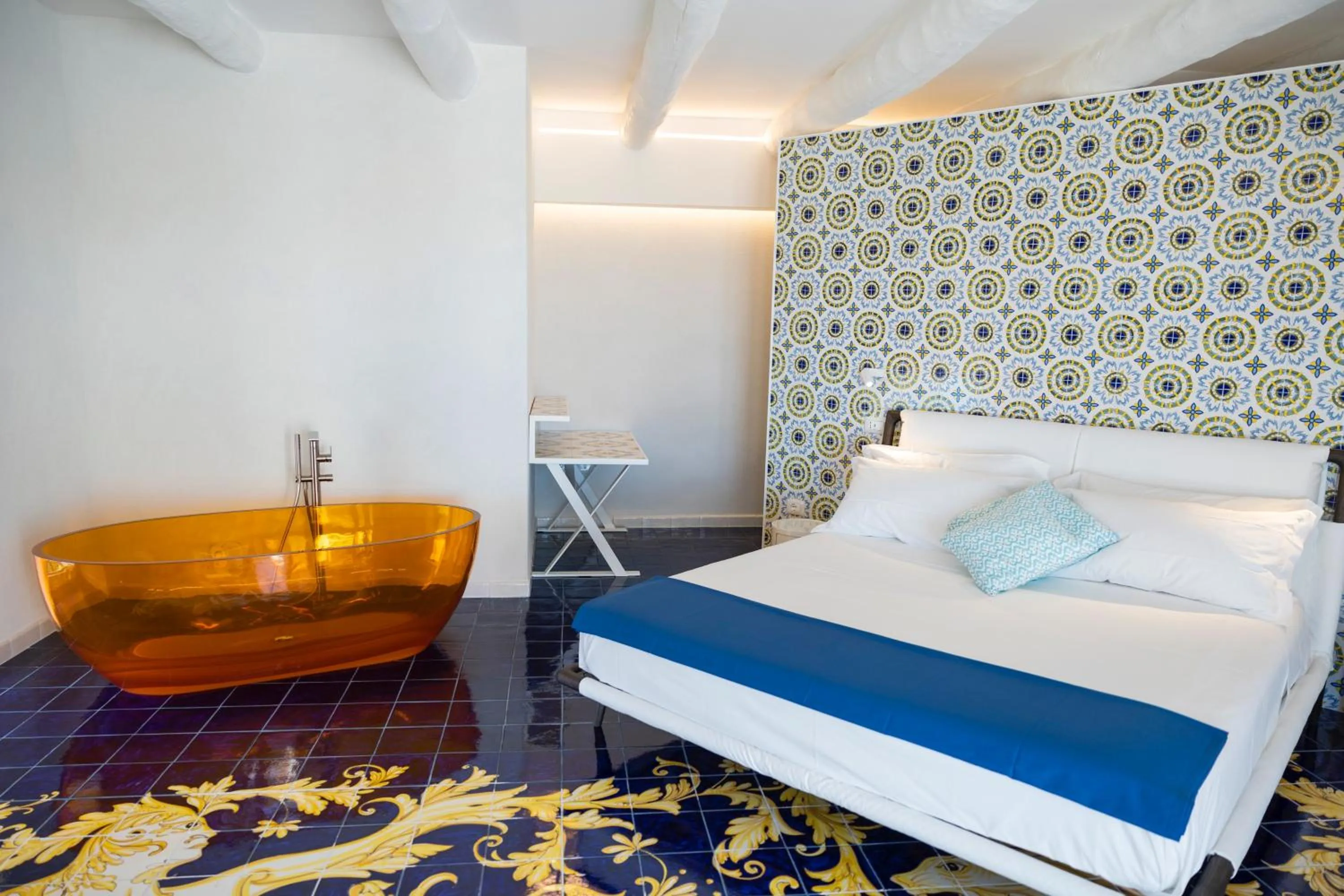 Bedroom, Bed in Decori Suites Amalfi Coast - Free Parking