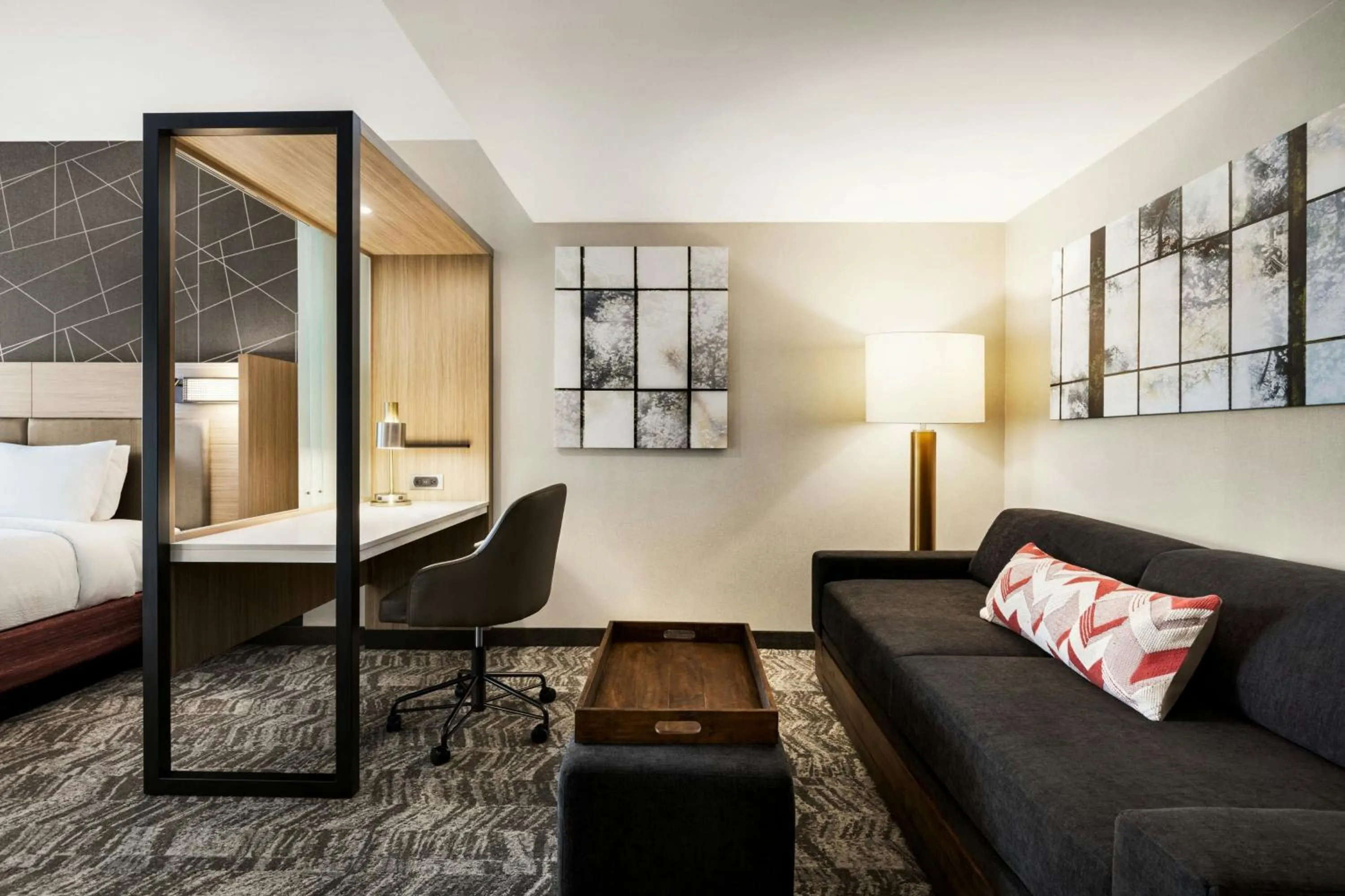 Living room, Bed in SpringHill Suites by Marriott Camp Hill