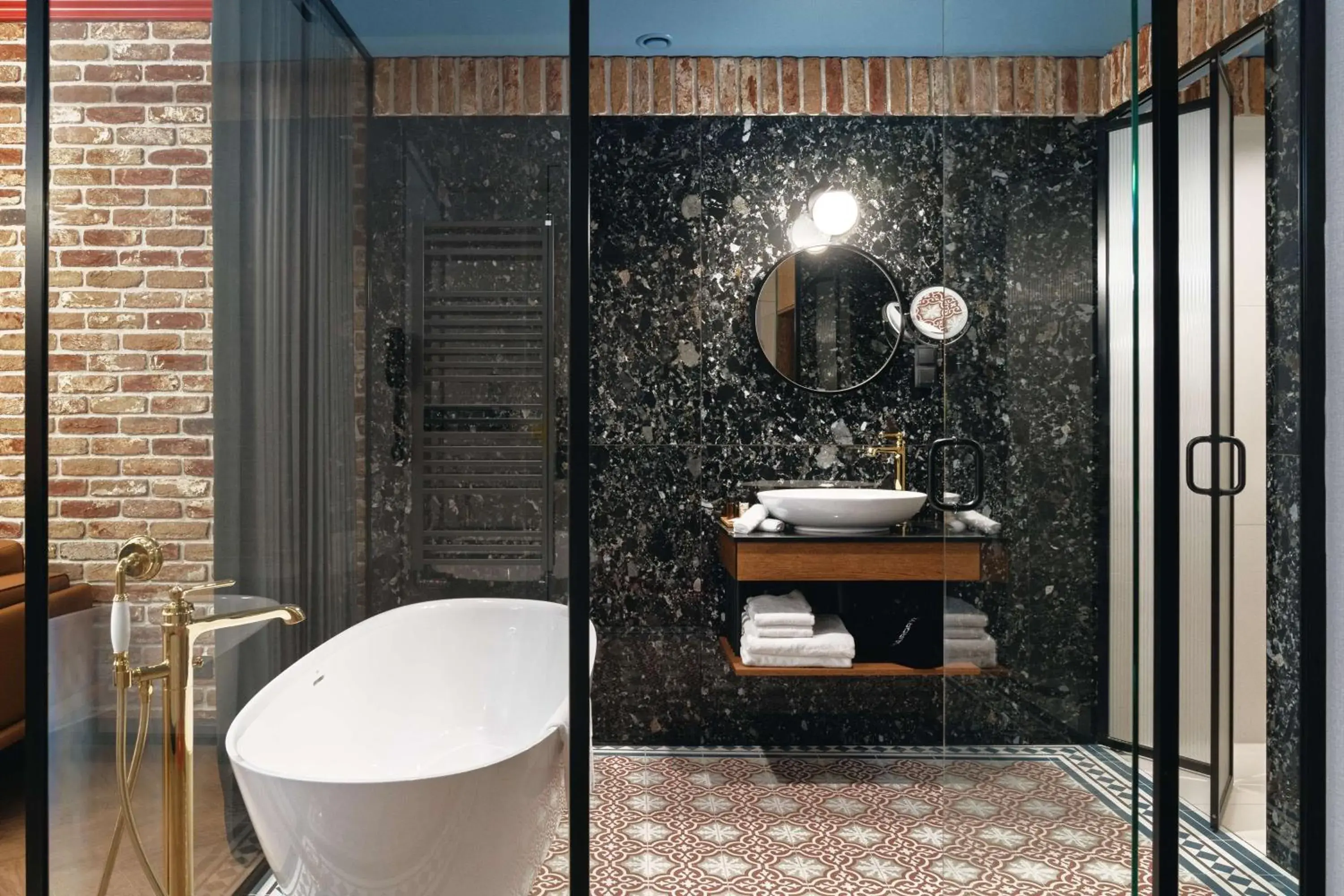 Bathroom in Radisson RED Gdansk, Wyspa Spichrzów Bathroom in Radisson RED Gdansk, Wyspa Spichrzów