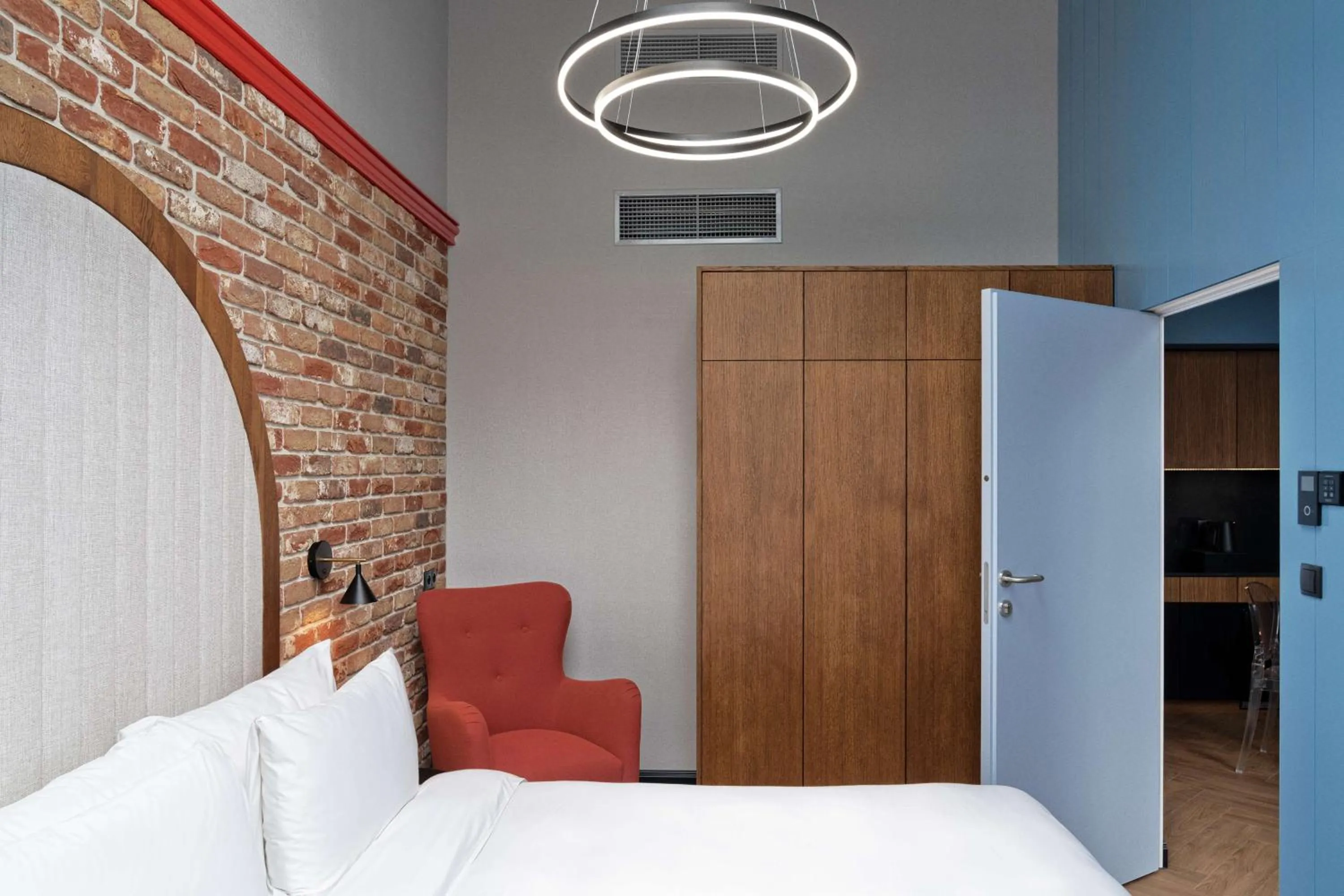 Photo of the whole room in Radisson RED Gdansk, Wyspa Spichrzów