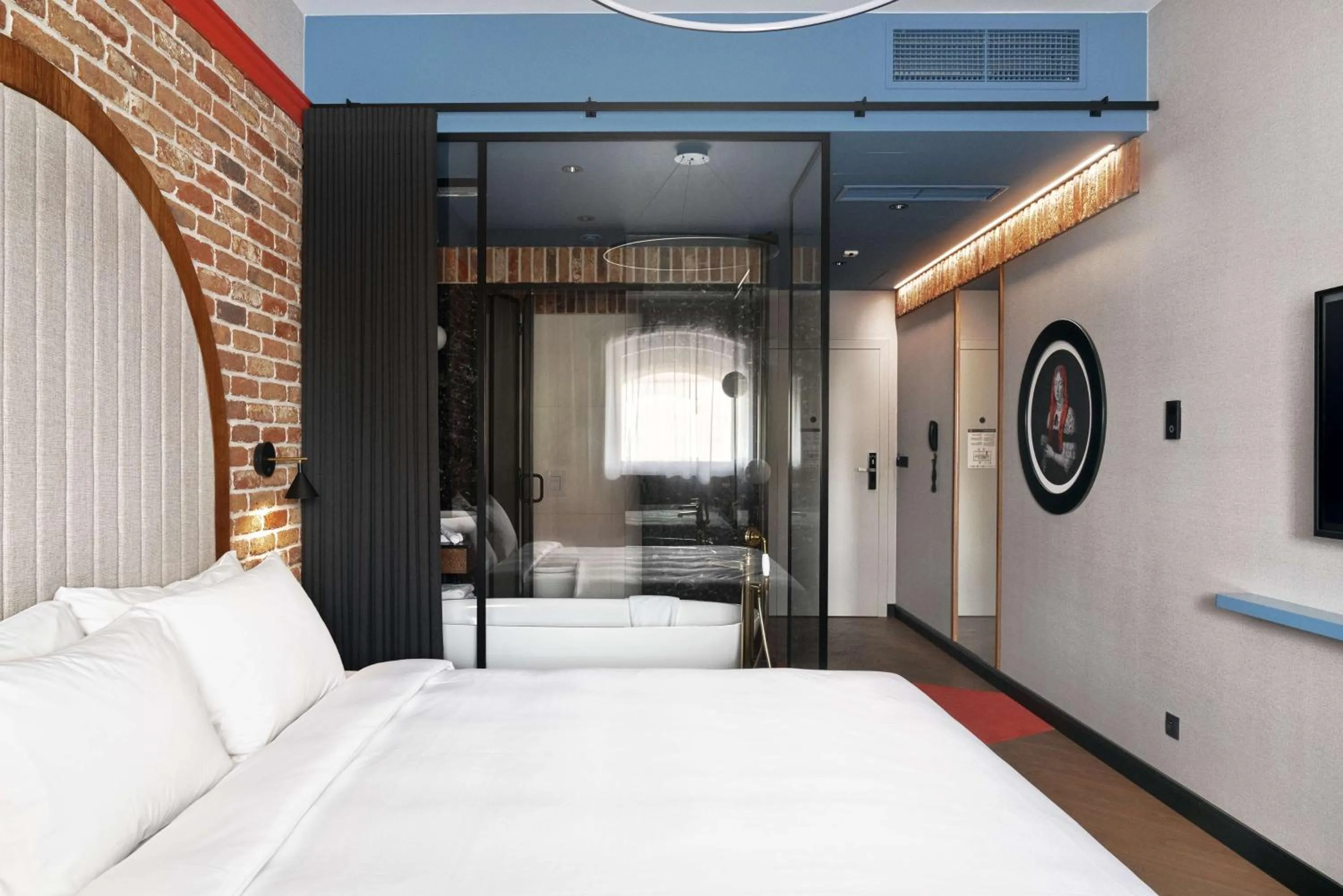 Bedroom in Radisson RED Gdansk, Wyspa Spichrzów