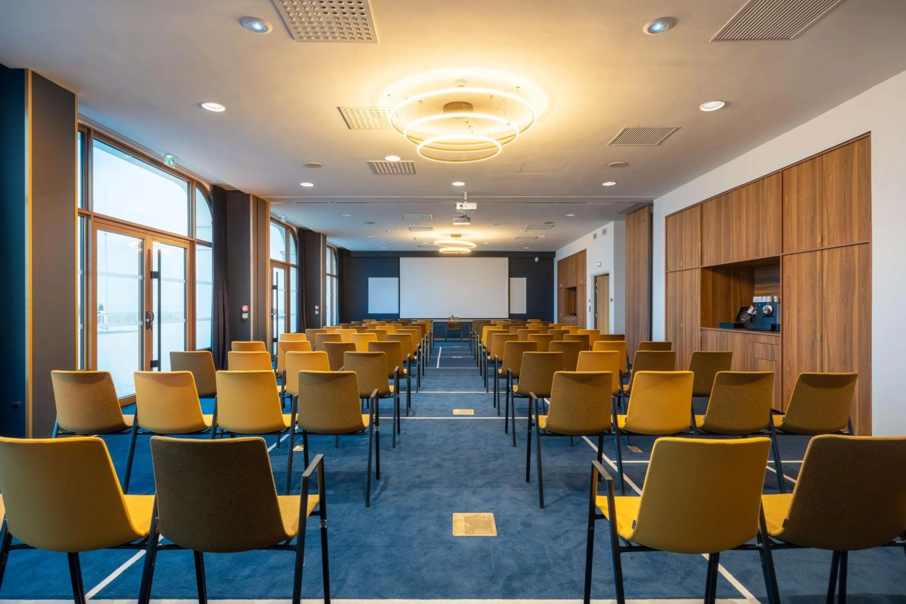 Meeting/conference room in Radisson Blu Grand Hotel & Spa, Malo-Les-Bains