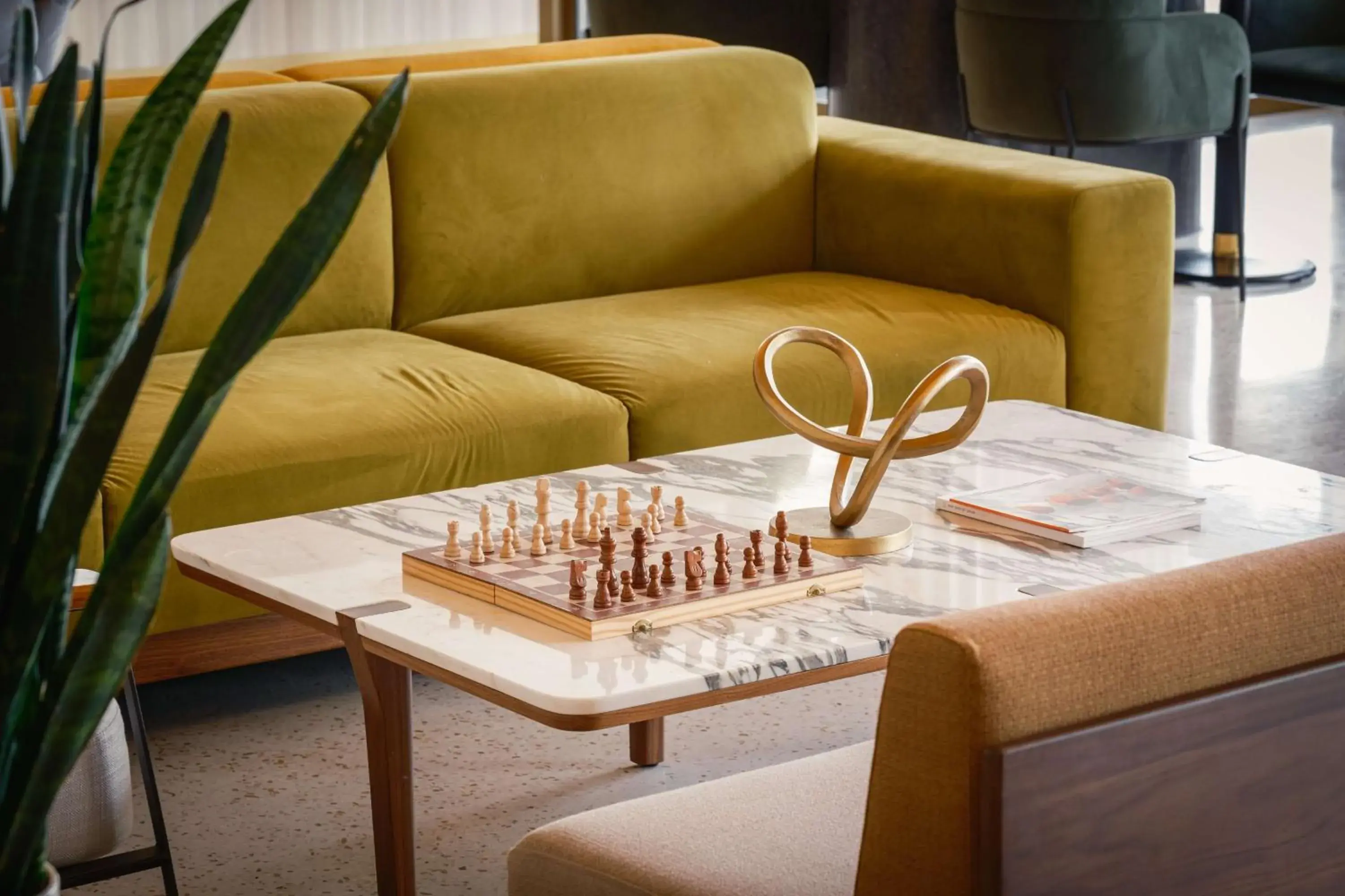 Lounge or bar in Radisson Blu Grand Hotel & Spa, Malo-Les-Bains Lounge or bar in Radisson Blu Grand Hotel & Spa, Malo-Les-Bains