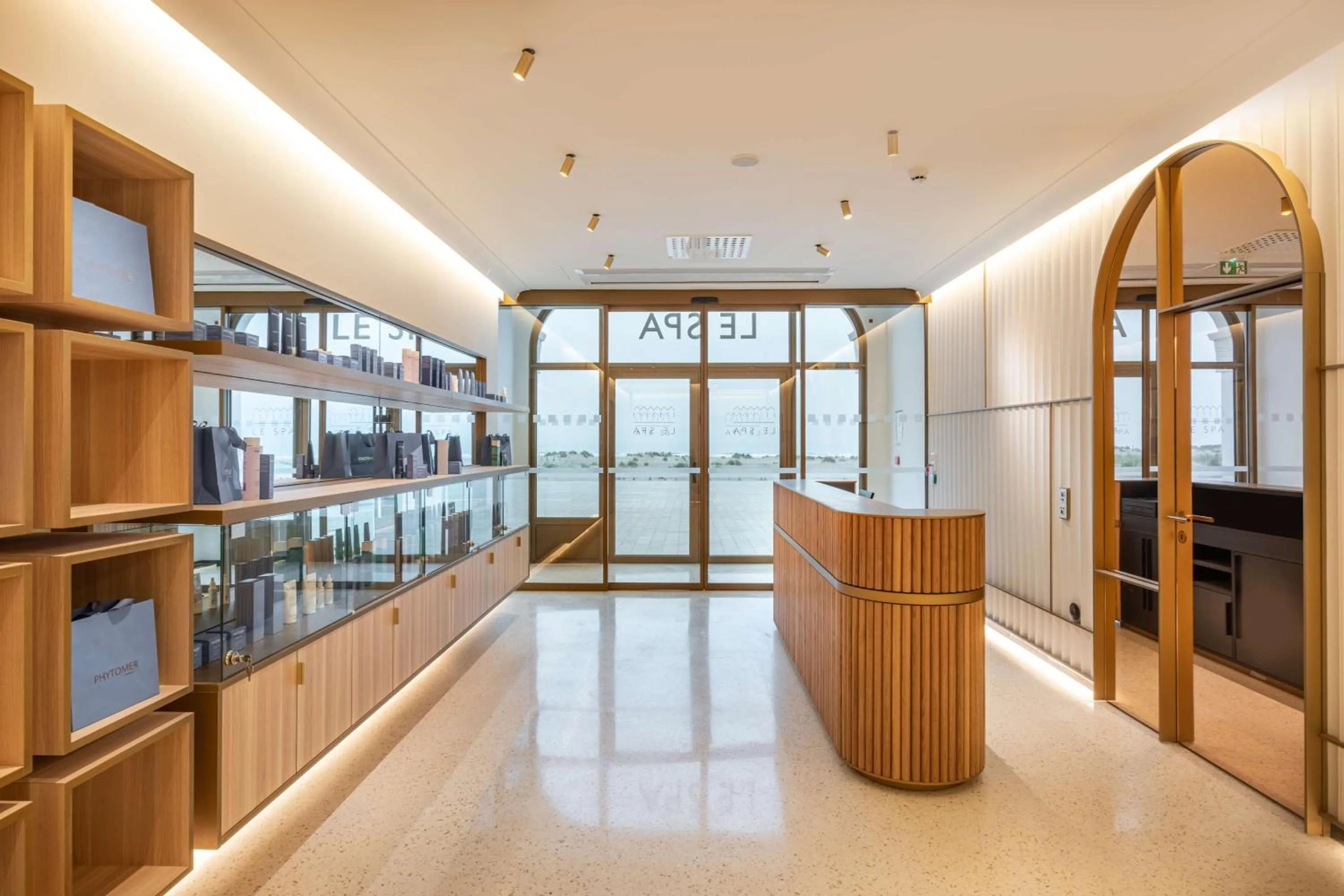 Spa and wellness centre/facilities in Radisson Blu Grand Hotel & Spa, Malo-Les-Bains