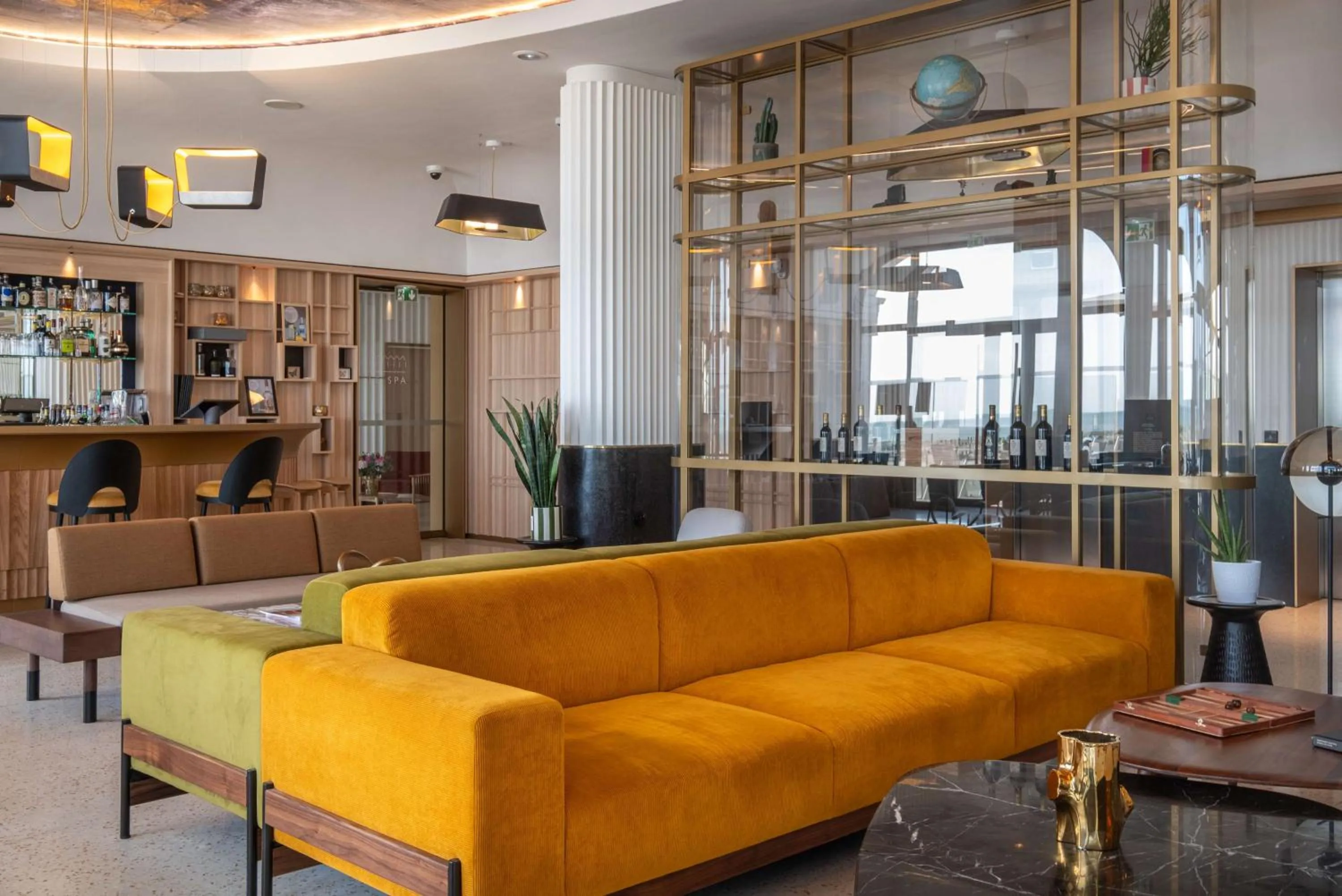 Lobby or reception in Radisson Blu Grand Hotel & Spa, Malo-Les-Bains