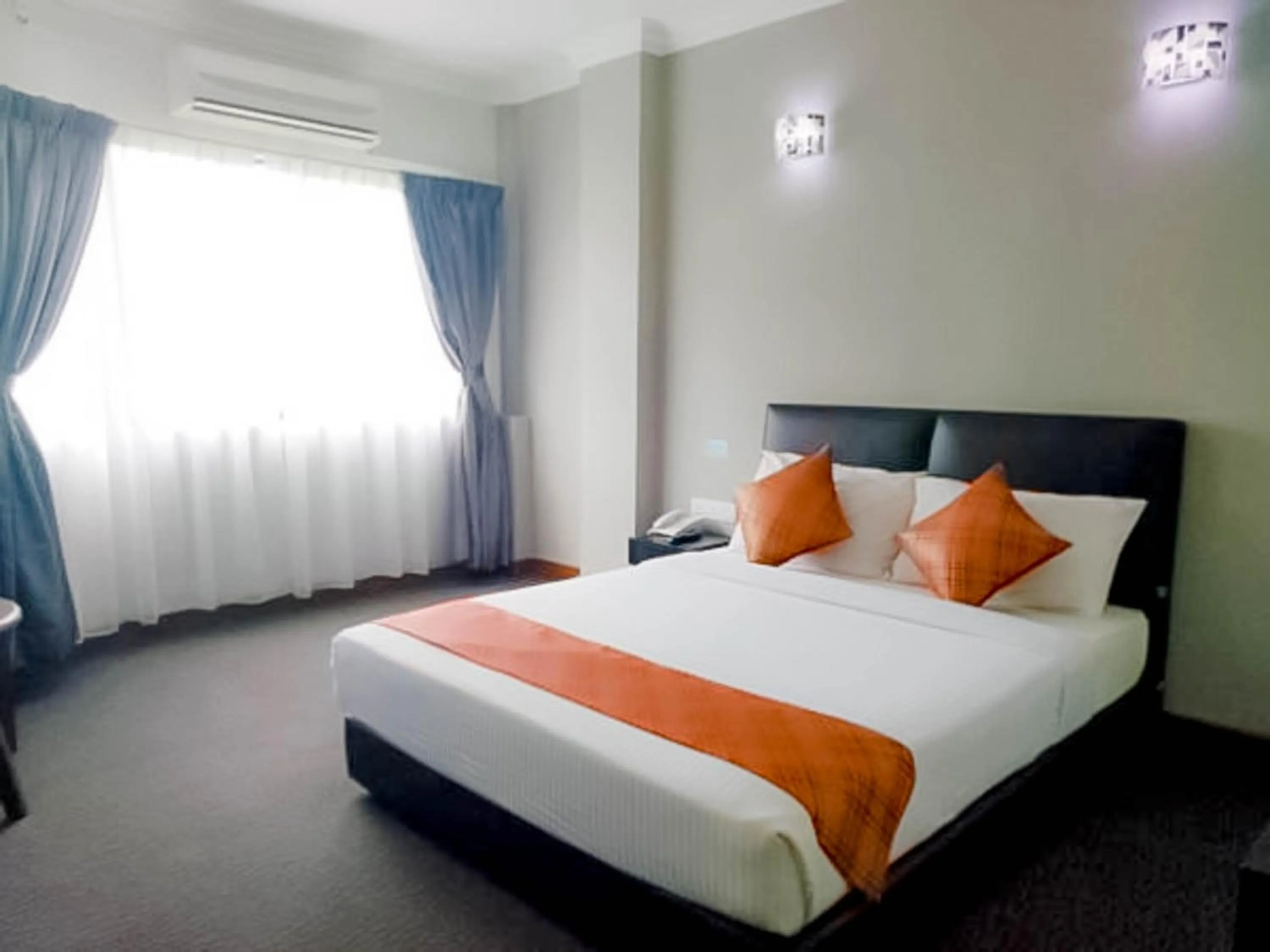 Photo of the whole room, Bed in Myangkasa Akademi & Resort Langkawi