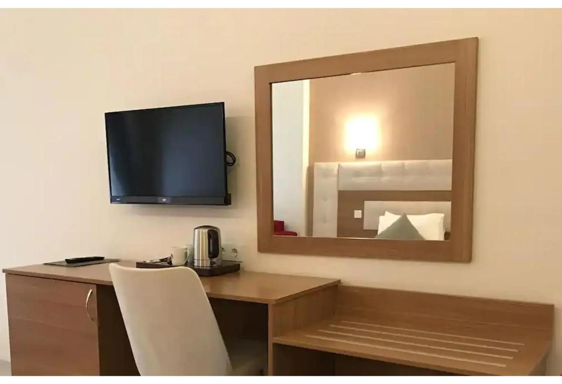 Economy Double Room in Westport Istanbul Resort & Spa Hotel Economy Double Room in Westport Istanbul Resort & Spa Hotel